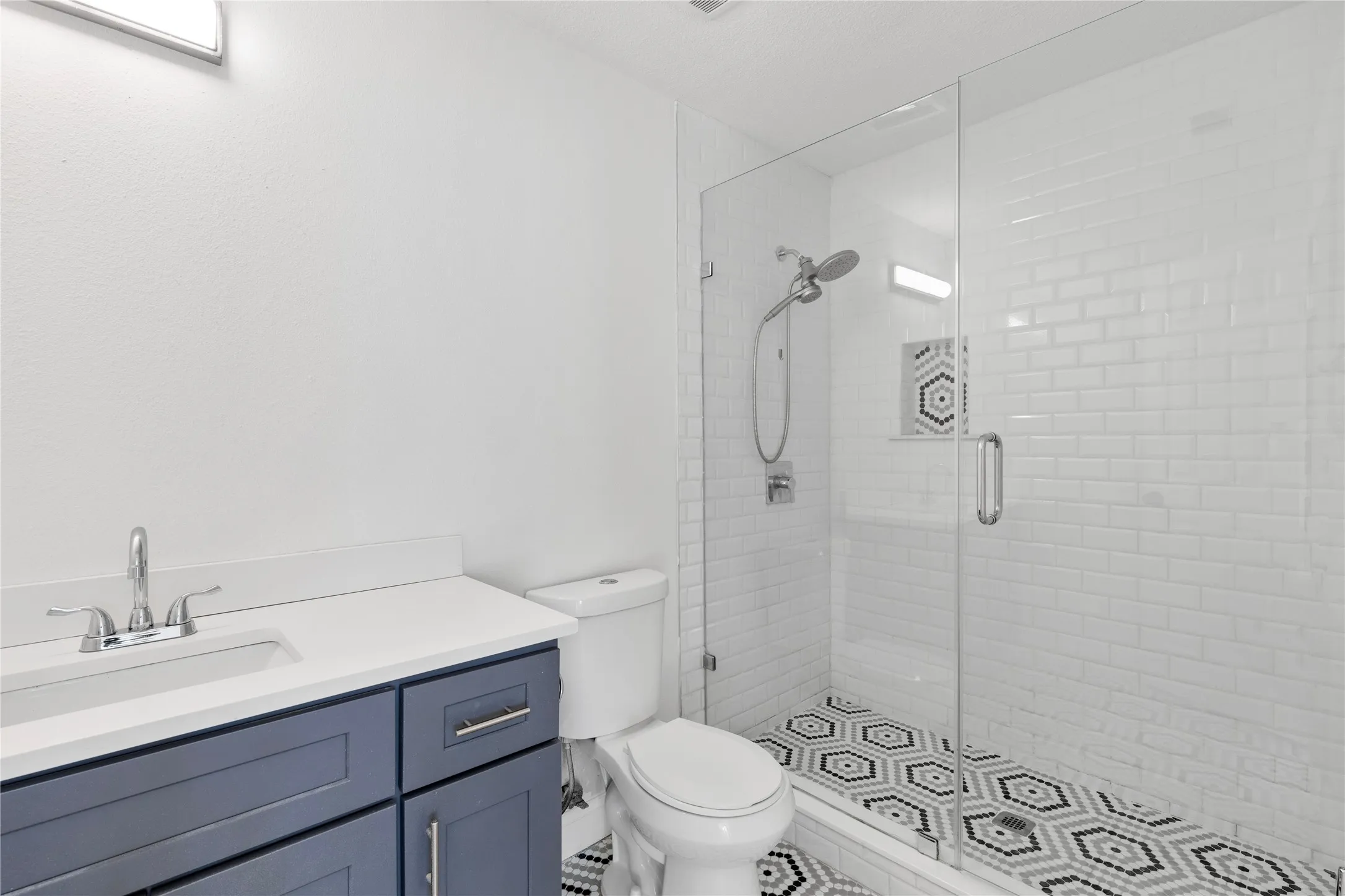 Single Family Residence For Sale in Dallas County , 3309 Tennessee Avenue, Dallas, Texas 75224, 4 Bedroom, 2 Bathroom, 2 Garage spaces, 2,021 Sqft, built in 1951, mls#21324096, Real Estate Agent in Dallas, Homes For Sale in Dallas county, Homes For Sale in Dallas, Realtor in Dallas Texas, Real Estate Brokerage Independent Realty Texas, Luminita Cordes Realtor