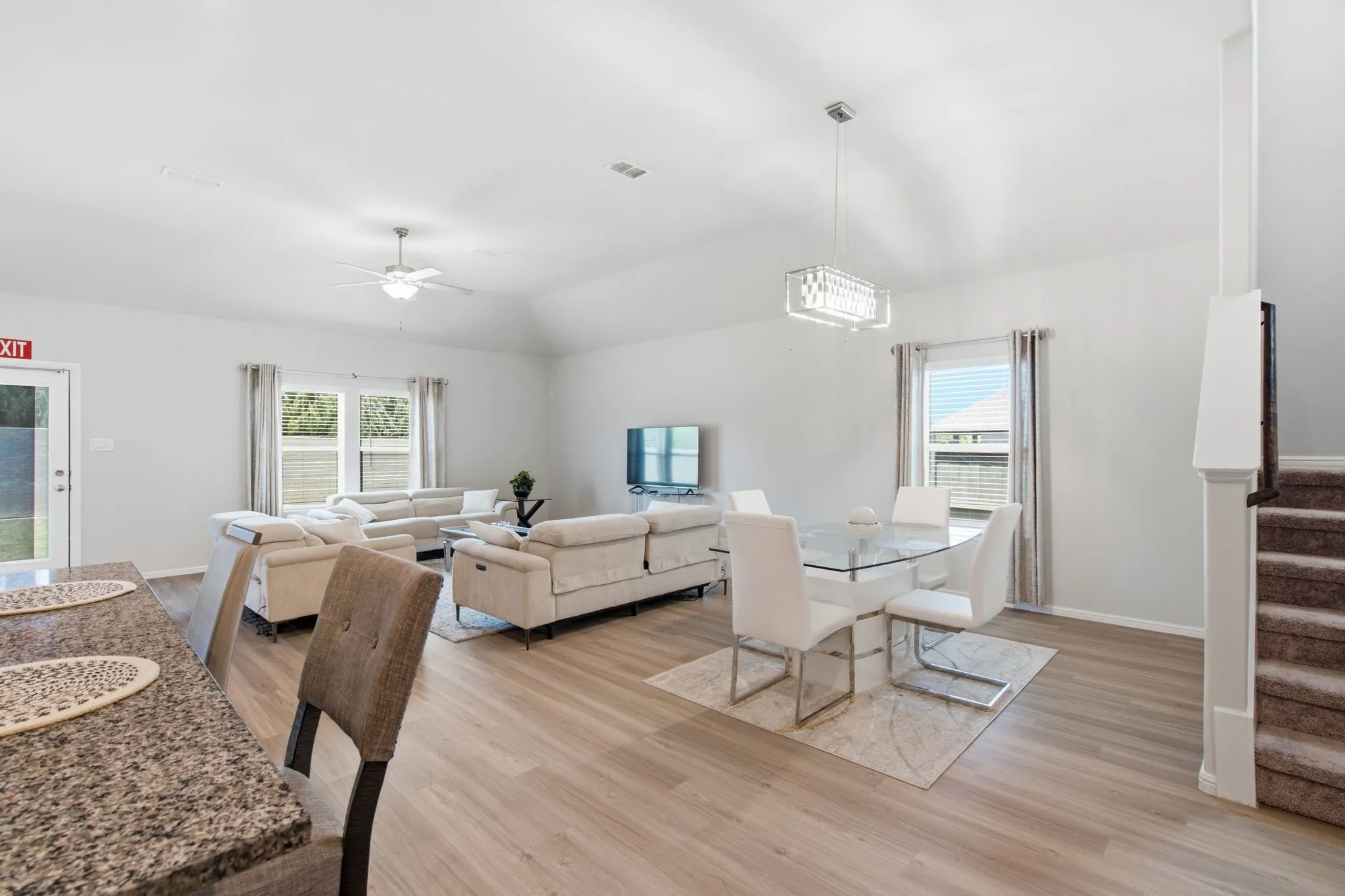 Single Family Residence For Sale in Ellis County , 6921 Pampas Place, Venus, Texas 76084, 4 Bedrooms, 3 Bathrooms, 2 Garage spaces, 2,601 Sqft, built in 2021, Price $485,000, mls#21326291, Real Estate Agent in Venus, Homes For Sale in Ellis county, Homes For Sale in Venus, Realtor in Venus Texas, Real Estate Brokerage Independent Realty Texas, Luminita Cordes Realtor