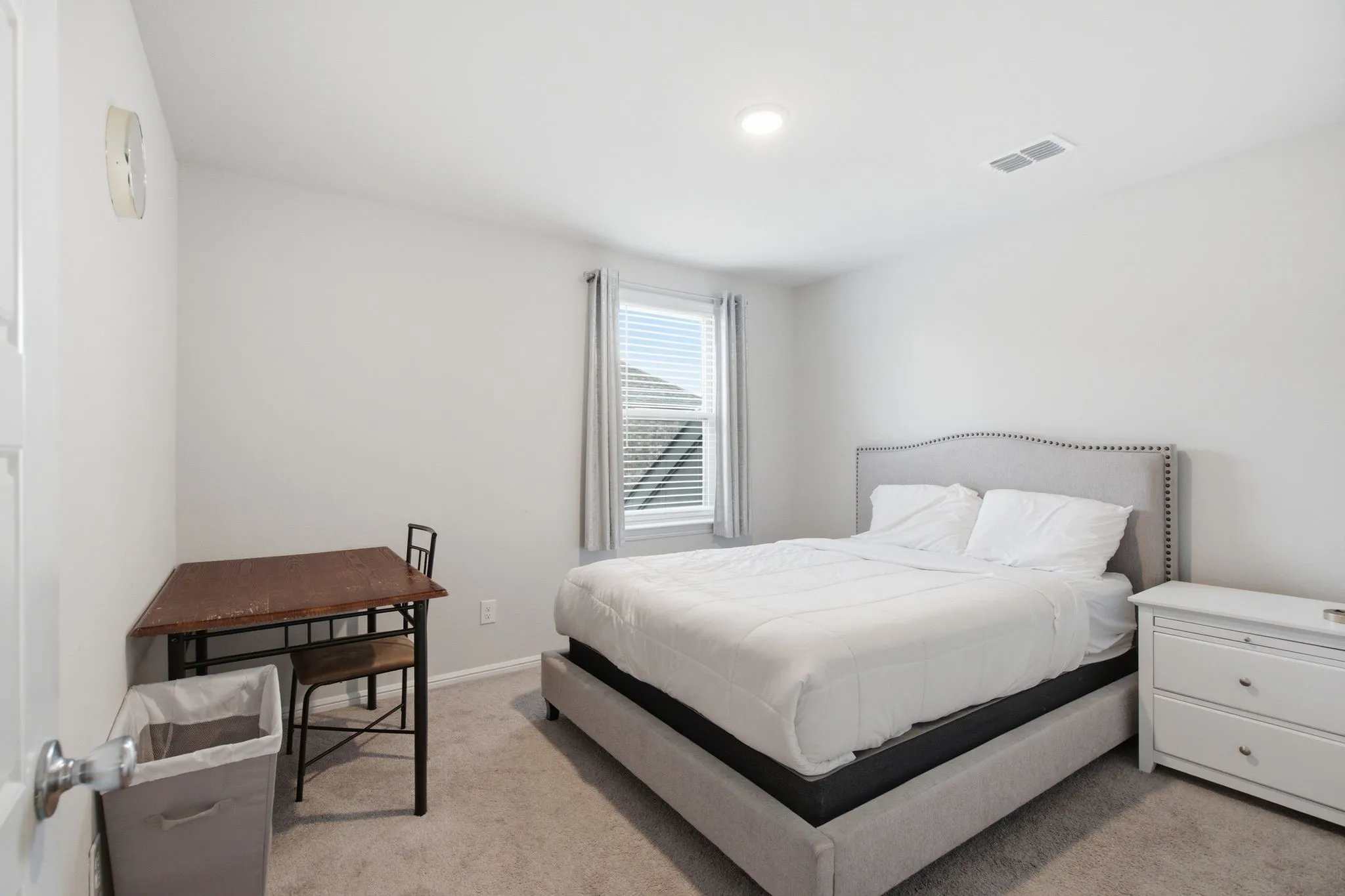 Single Family Residence For Sale in Ellis County , 6921 Pampas Place, Venus, Texas 76084, 4 Bedrooms, 3 Bathrooms, 2 Garage spaces, 2,601 Sqft, built in 2021, Price $485,000, mls#21326291, Real Estate Agent in Venus, Homes For Sale in Ellis county, Homes For Sale in Venus, Realtor in Venus Texas, Real Estate Brokerage Independent Realty Texas, Luminita Cordes Realtor