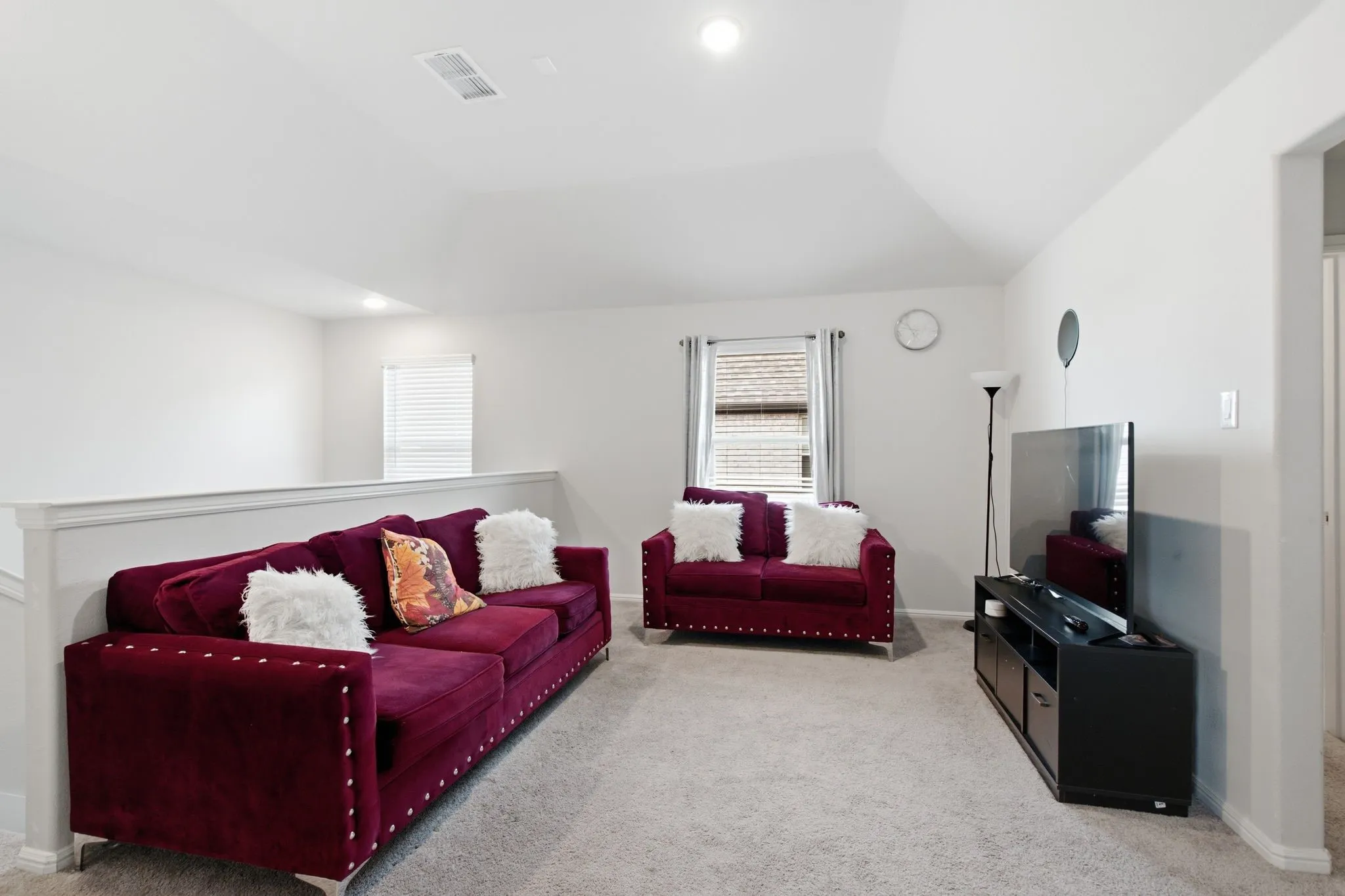 Single Family Residence For Sale in Ellis County , 6921 Pampas Place, Venus, Texas 76084, 4 Bedrooms, 3 Bathrooms, 2 Garage spaces, 2,601 Sqft, built in 2021, Price $485,000, mls#21326291, Real Estate Agent in Venus, Homes For Sale in Ellis county, Homes For Sale in Venus, Realtor in Venus Texas, Real Estate Brokerage Independent Realty Texas, Luminita Cordes Realtor