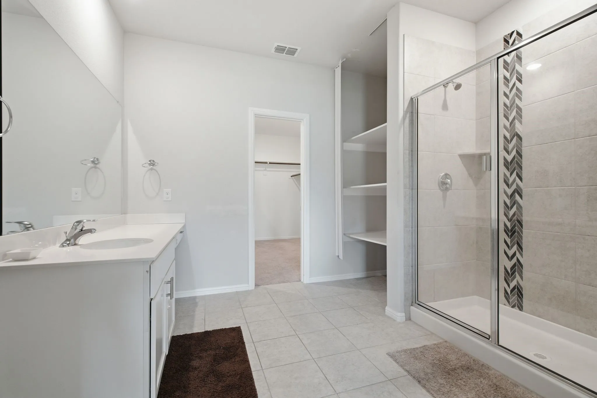 Single Family Residence For Sale in Ellis County , 6921 Pampas Place, Venus, Texas 76084, 4 Bedrooms, 3 Bathrooms, 2 Garage spaces, 2,601 Sqft, built in 2021, Price $485,000, mls#21326291, Real Estate Agent in Venus, Homes For Sale in Ellis county, Homes For Sale in Venus, Realtor in Venus Texas, Real Estate Brokerage Independent Realty Texas, Luminita Cordes Realtor