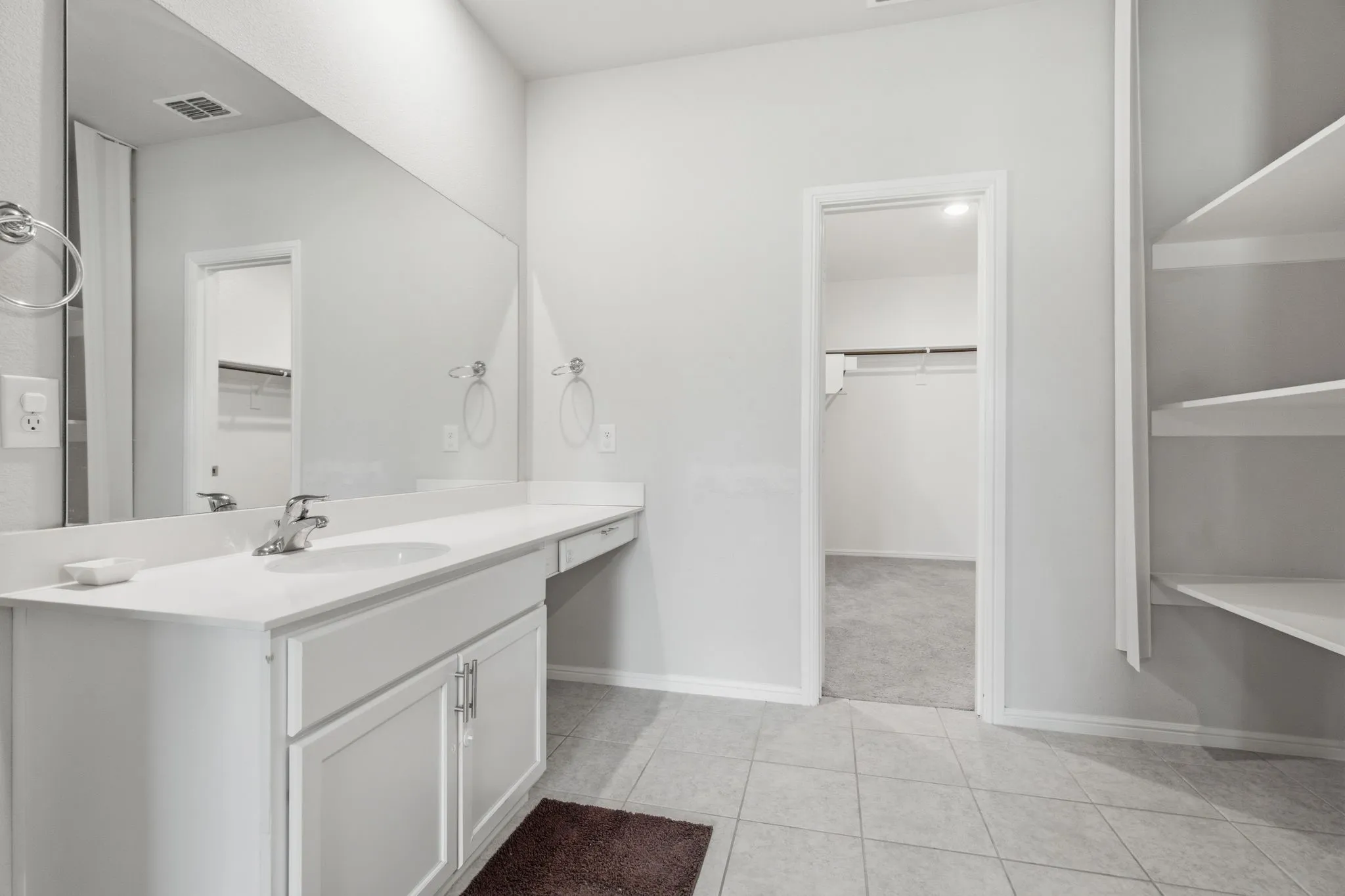 Single Family Residence For Sale in Ellis County , 6921 Pampas Place, Venus, Texas 76084, 4 Bedrooms, 3 Bathrooms, 2 Garage spaces, 2,601 Sqft, built in 2021, Price $485,000, mls#21326291, Real Estate Agent in Venus, Homes For Sale in Ellis county, Homes For Sale in Venus, Realtor in Venus Texas, Real Estate Brokerage Independent Realty Texas, Luminita Cordes Realtor