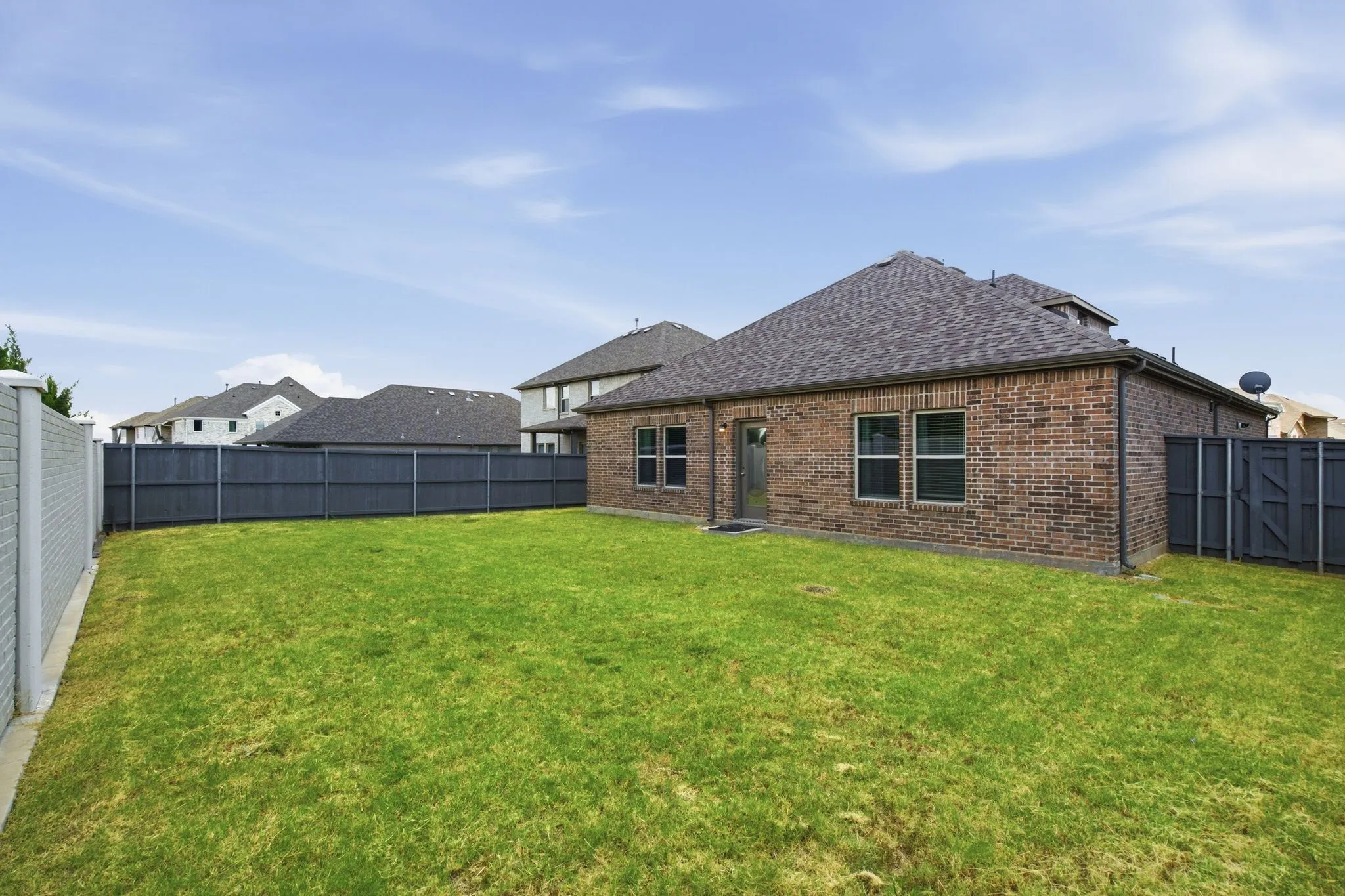 Single Family Residence For Sale in Ellis County , 6921 Pampas Place, Venus, Texas 76084, 4 Bedrooms, 3 Bathrooms, 2 Garage spaces, 2,601 Sqft, built in 2021, Price $485,000, mls#21326291, Real Estate Agent in Venus, Homes For Sale in Ellis county, Homes For Sale in Venus, Realtor in Venus Texas, Real Estate Brokerage Independent Realty Texas, Luminita Cordes Realtor