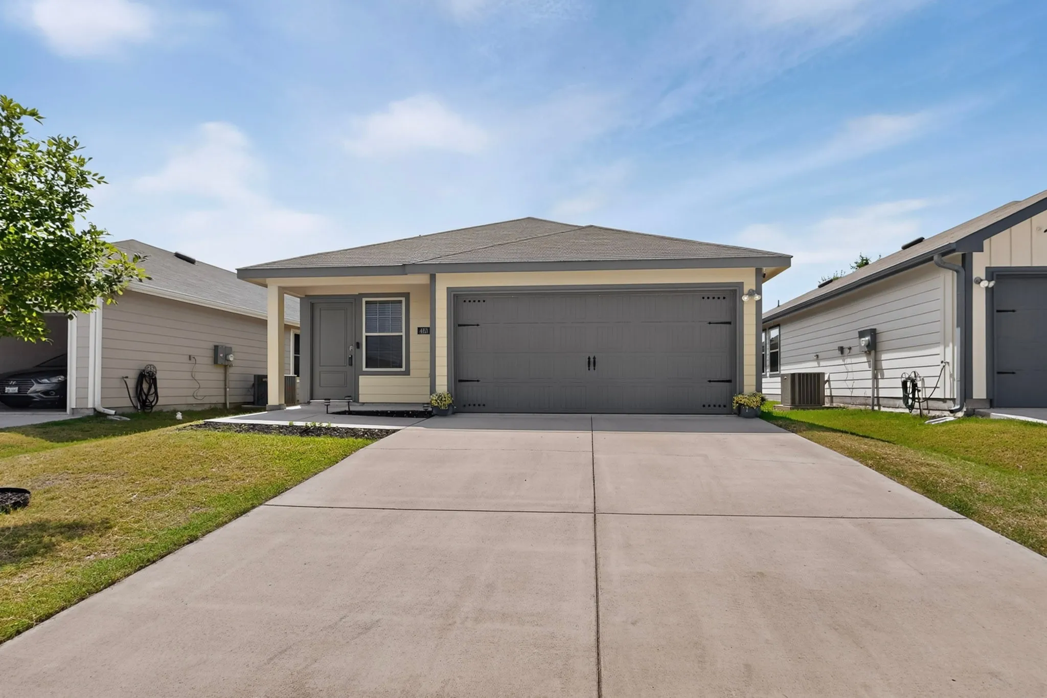 Single Family Residence For Sale in Rockwall County , 463 Vitex Drive, Royse City, Texas 75189, 3 Bedroom, 2 Bathroom, 2 Garage spaces, 1,543 Sqft, built in 2023, mls#21326428, Real Estate Agent in Royse City, Homes For Sale in Rockwall county, Homes For Sale in Royse City, Realtor in Royse City Texas, Real Estate Brokerage Independent Realty Texas, Luminita Cordes Realtor