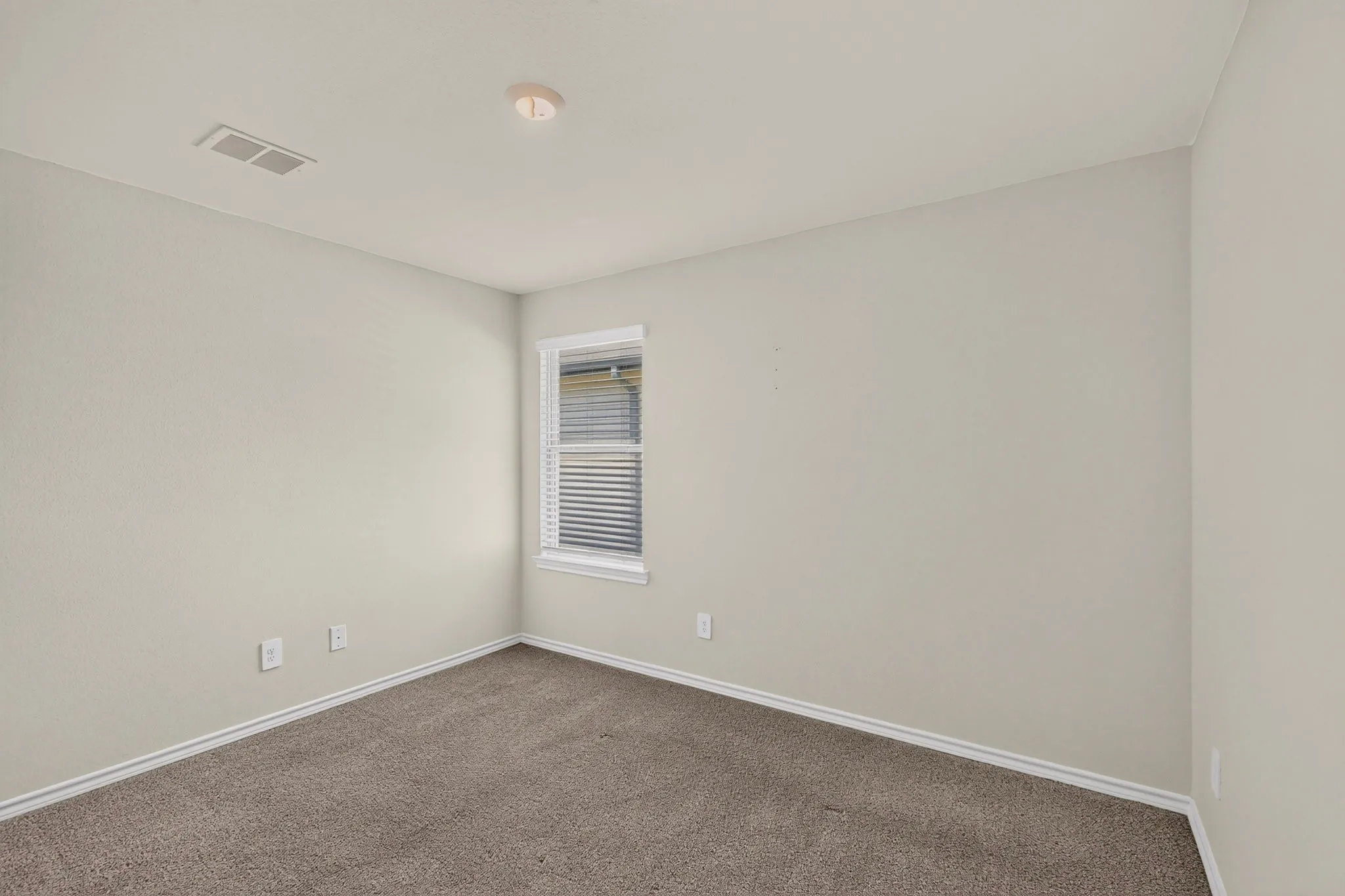 Single Family Residence For Sale in Rockwall County , 463 Vitex Drive, Royse City, Texas 75189, 3 Bedroom, 2 Bathroom, 2 Garage spaces, 1,543 Sqft, built in 2023, mls#21326428, Real Estate Agent in Royse City, Homes For Sale in Rockwall county, Homes For Sale in Royse City, Realtor in Royse City Texas, Real Estate Brokerage Independent Realty Texas, Luminita Cordes Realtor