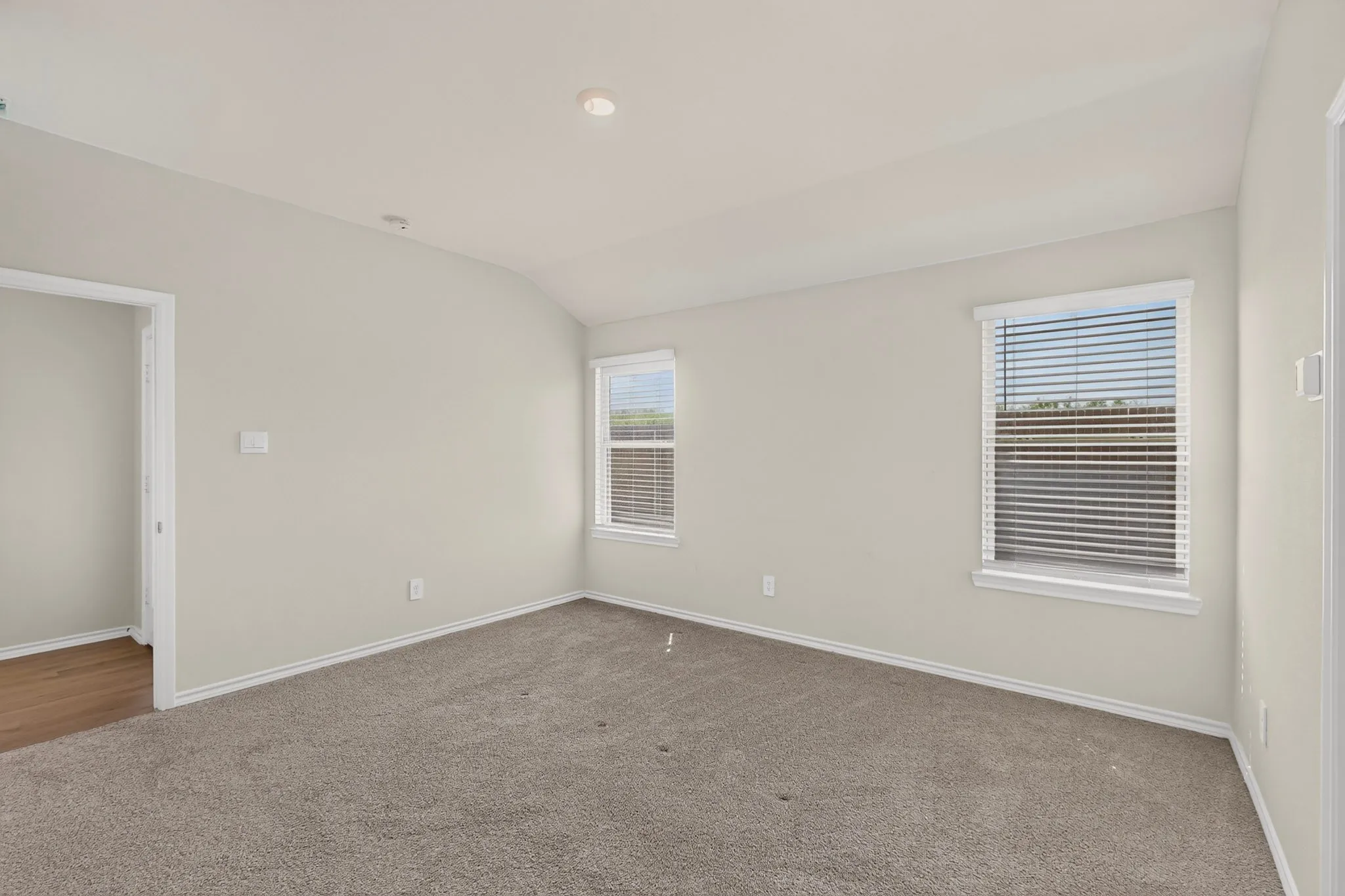 Single Family Residence For Sale in Rockwall County , 463 Vitex Drive, Royse City, Texas 75189, 3 Bedroom, 2 Bathroom, 2 Garage spaces, 1,543 Sqft, built in 2023, mls#21326428, Real Estate Agent in Royse City, Homes For Sale in Rockwall county, Homes For Sale in Royse City, Realtor in Royse City Texas, Real Estate Brokerage Independent Realty Texas, Luminita Cordes Realtor