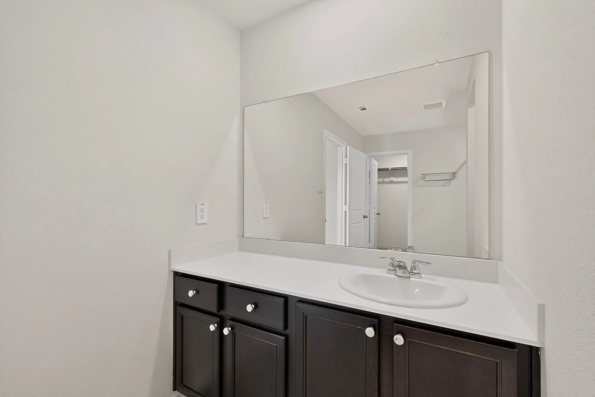 Single Family Residence For Sale in Rockwall County , 463 Vitex Drive, Royse City, Texas 75189, 3 Bedroom, 2 Bathroom, 2 Garage spaces, 1,543 Sqft, built in 2023, mls#21326428, Real Estate Agent in Royse City, Homes For Sale in Rockwall county, Homes For Sale in Royse City, Realtor in Royse City Texas, Real Estate Brokerage Independent Realty Texas, Luminita Cordes Realtor