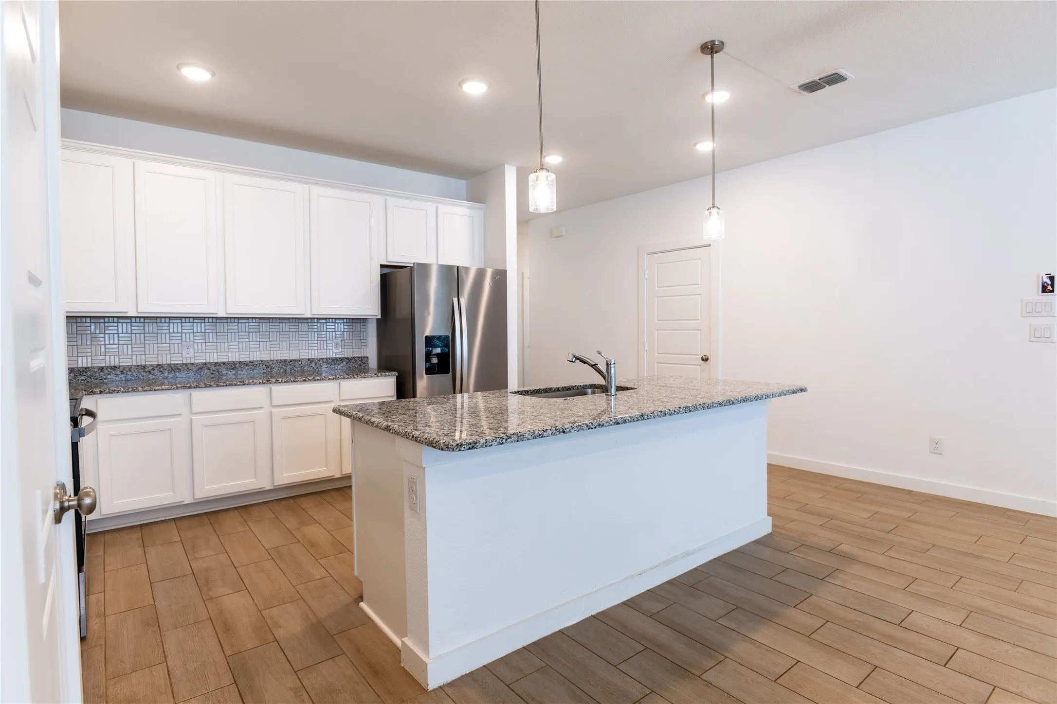 Single Family Residence For Sale in Denton County , 5945 Revere Drive, Providence Village, Texas 76227, 3 Bedroom, 2 Bathroom, 2 Garage spaces, 1,881 Sqft, built in 2023, mls#21326568, Real Estate Agent in Providence Village, Homes For Sale in Denton county, Homes For Sale in Providence Village, Realtor in Providence Village Texas, Real Estate Brokerage Independent Realty Texas, Luminita Cordes Realtor