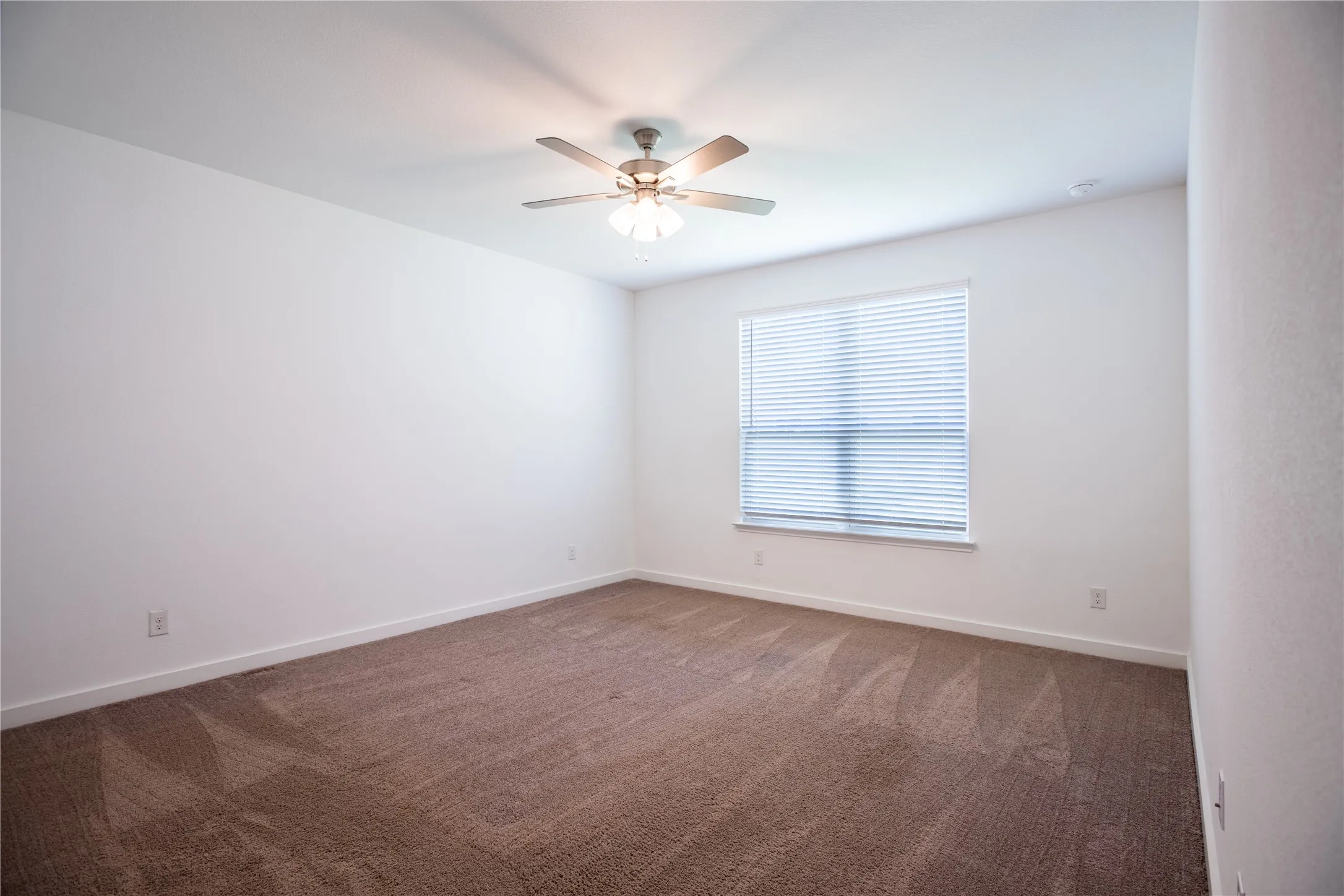 Single Family Residence For Sale in Denton County , 5945 Revere Drive, Providence Village, Texas 76227, 3 Bedroom, 2 Bathroom, 2 Garage spaces, 1,881 Sqft, built in 2023, mls#21326568, Real Estate Agent in Providence Village, Homes For Sale in Denton county, Homes For Sale in Providence Village, Realtor in Providence Village Texas, Real Estate Brokerage Independent Realty Texas, Luminita Cordes Realtor