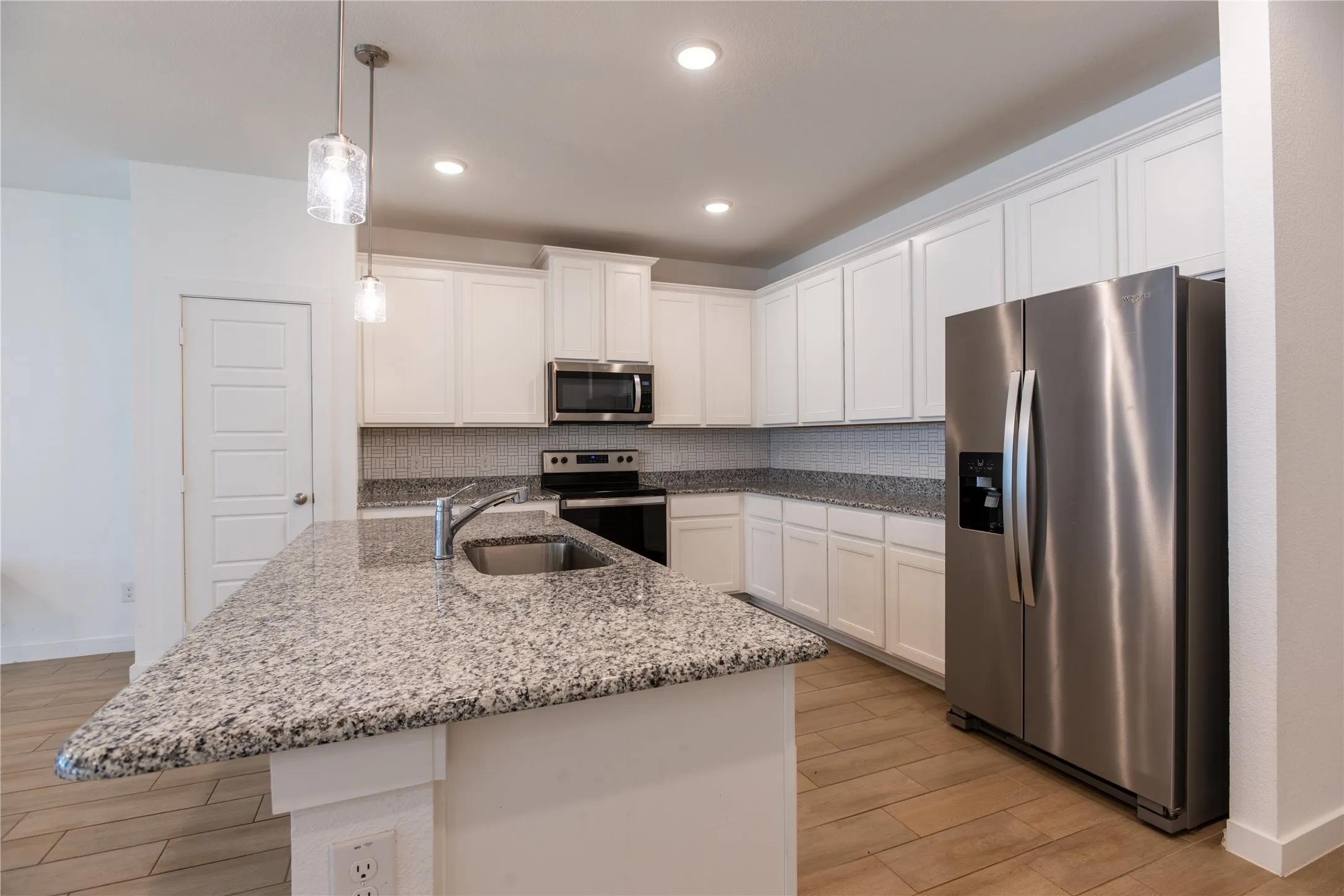 Single Family Residence For Sale in Denton County , 5945 Revere Drive, Providence Village, Texas 76227, 3 Bedroom, 2 Bathroom, 2 Garage spaces, 1,881 Sqft, built in 2023, mls#21326568, Real Estate Agent in Providence Village, Homes For Sale in Denton county, Homes For Sale in Providence Village, Realtor in Providence Village Texas, Real Estate Brokerage Independent Realty Texas, Luminita Cordes Realtor