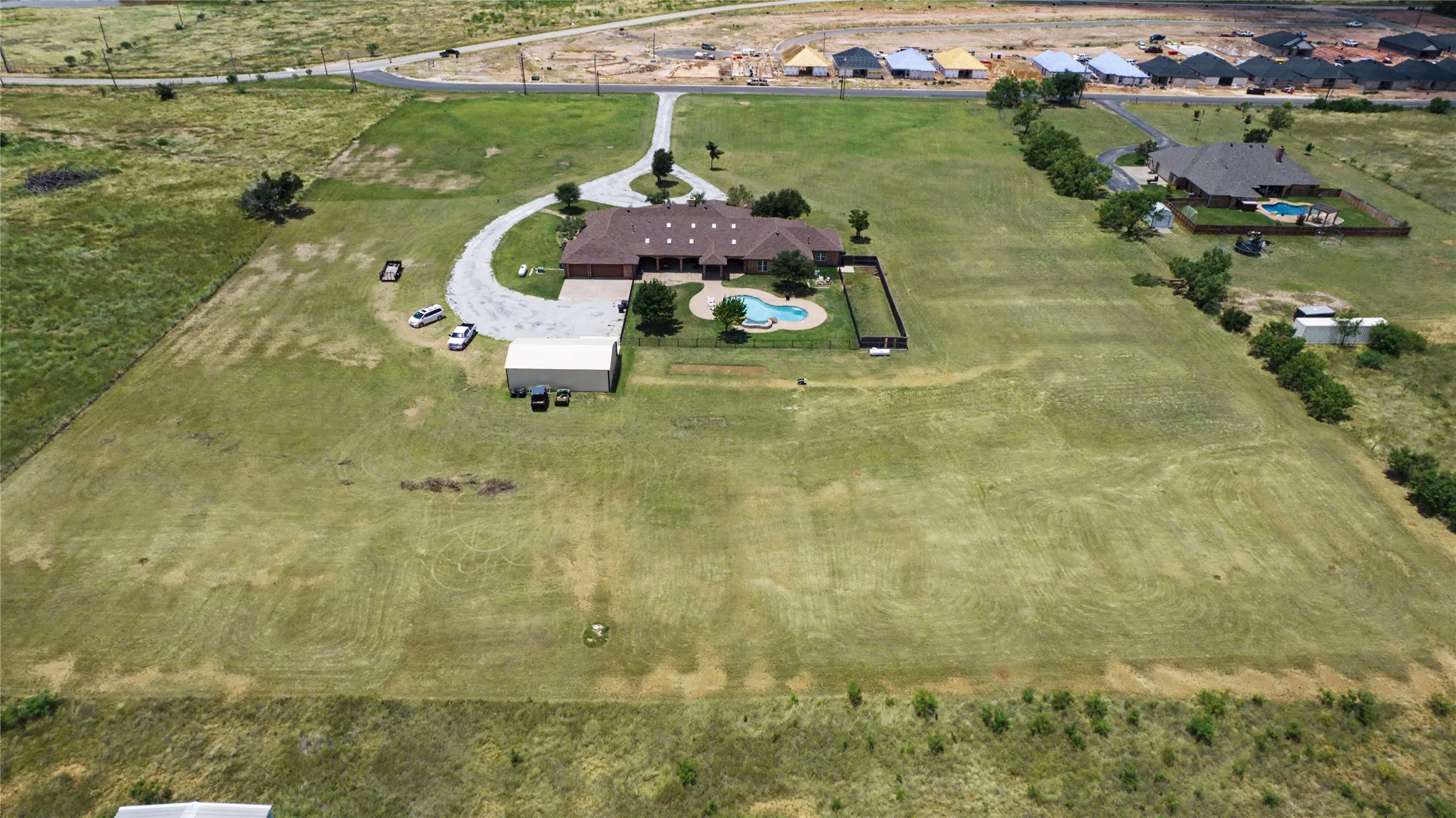Single Family Residence For Sale in Taylor County , 6815 Hardwick Road, Abilene, Texas 79606, 5 Bedroom, 4 Bathroom, 3 Garage spaces, 5,426 Sqft, built in 2003, Price $1,250,000, mls#21325375, Real Estate Agent in Abilene, Homes For Sale in Taylor county, Homes For Sale in Abilene, Realtor in Abilene Texas, Real Estate Brokerage Independent Realty Texas, Luminita Cordes Realtor