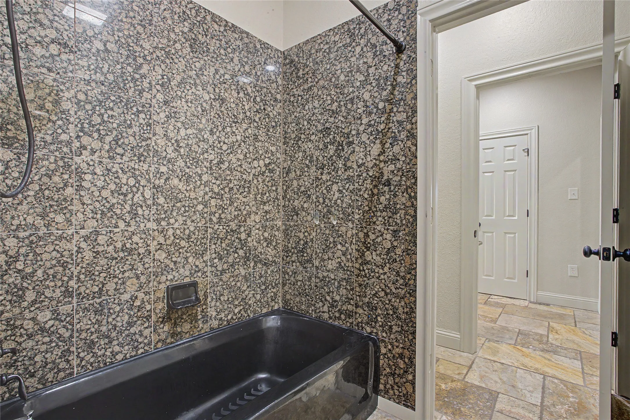 Jack & Jill Bath 2