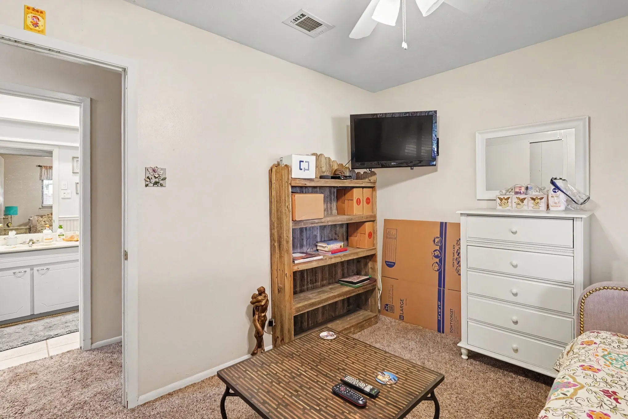 Single Family Residence For Sale in Dallas County , 3610 Chime Street, Irving, Texas 75062, 3 Bedroom, 2 Bathroom, 2 Garage spaces, 1,416 Sqft, built in 1967, mls#21325608, Real Estate Agent in Irving, Homes For Sale in Dallas county, Homes For Sale in Irving, Realtor in Irving Texas, Real Estate Brokerage Independent Realty Texas, Luminita Cordes Realtor