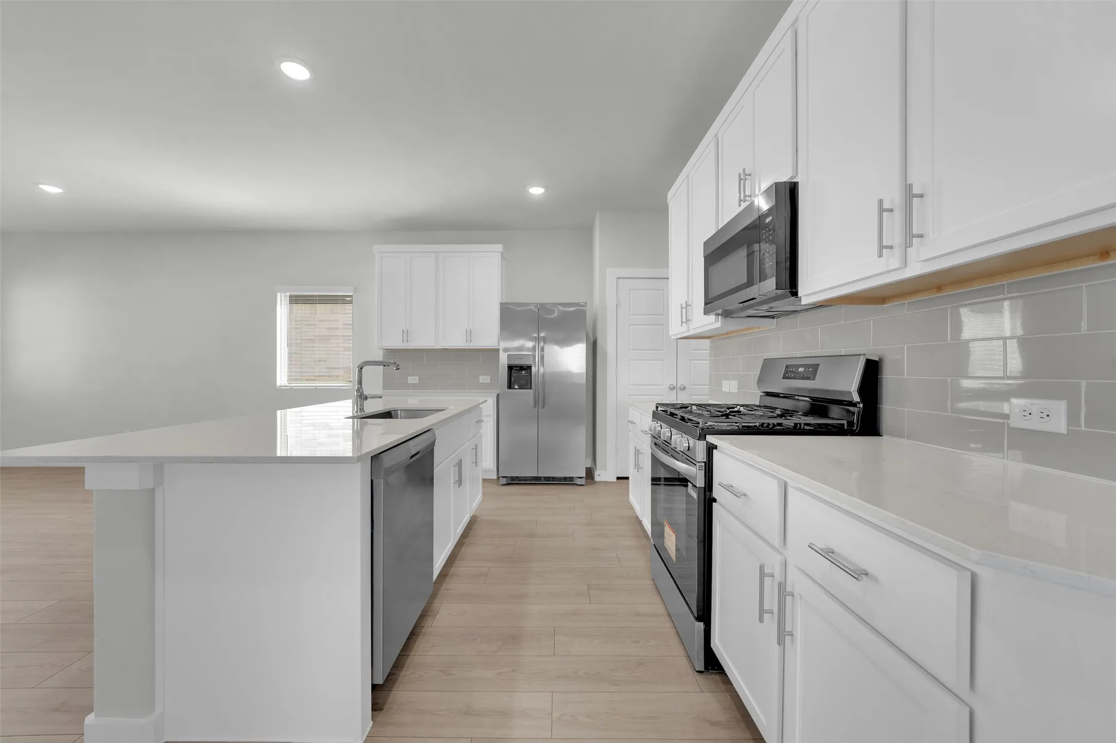 Single Family Residence For Rent in Collin County , 305 Millwood Road, Lavon, Texas 75166, 4 Bedroom, 3 Bathroom, 2 Garage spaces, 2,350 Sqft, built in 2026, mls#21326578, Real Estate Agent in Lavon, Homes For Rent in Collin county, Homes For Rent in Lavon, Realtor in Lavon Texas, Real Estate Brokerage Independent Realty Texas, Luminita Cordes Realtor