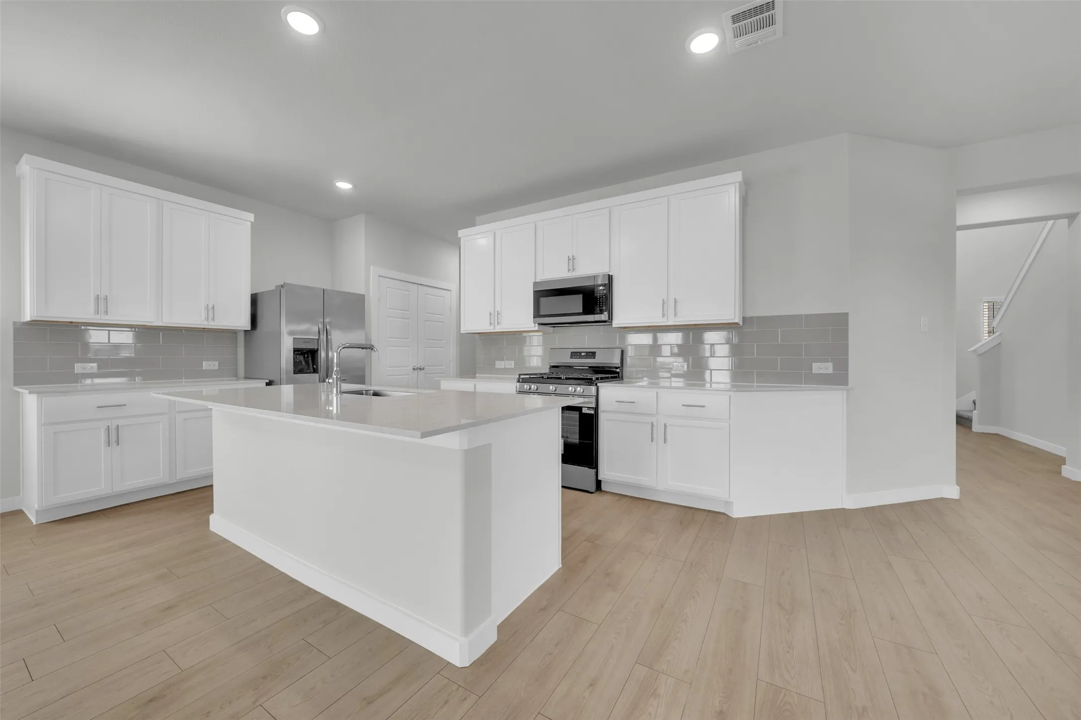 Single Family Residence For Rent in Collin County , 305 Millwood Road, Lavon, Texas 75166, 4 Bedroom, 3 Bathroom, 2 Garage spaces, 2,350 Sqft, built in 2026, mls#21326578, Real Estate Agent in Lavon, Homes For Rent in Collin county, Homes For Rent in Lavon, Realtor in Lavon Texas, Real Estate Brokerage Independent Realty Texas, Luminita Cordes Realtor