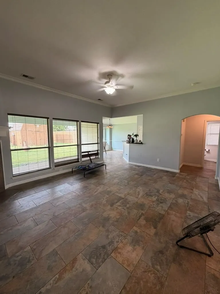 Single Family Residence For Sale in Denton County , 1012 porter place, Sanger, Texas 76266, 3 Bedrooms, 2 Bathrooms, 2 Garage spaces, 1,485 Sqft, built in 2003, Price $310,000, mls#21326575, Real Estate Agent in Sanger, Homes For Sale in Denton county, Homes For Sale in Sanger, Realtor in Sanger Texas, Real Estate Brokerage Independent Realty Texas, Luminita Cordes Realtor