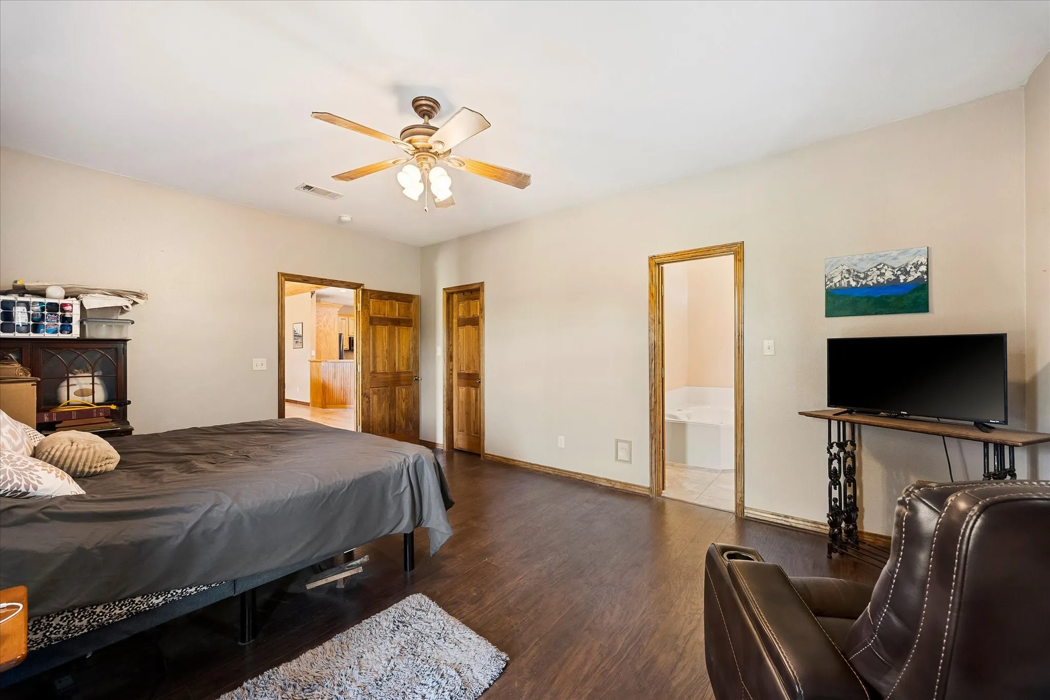 Single Family Residence For Sale in Hunt County , 2210 County Road 1076, Celeste, Texas 75423, 3 Bedroom, 2 Bathroom, 1 Garage spaces, 1,800 Sqft, built in 2008, mls#21326595, Real Estate Agent in Celeste, Homes For Sale in Hunt county, Homes For Sale in Celeste, Realtor in Celeste Texas, Real Estate Brokerage Independent Realty Texas, Luminita Cordes Realtor