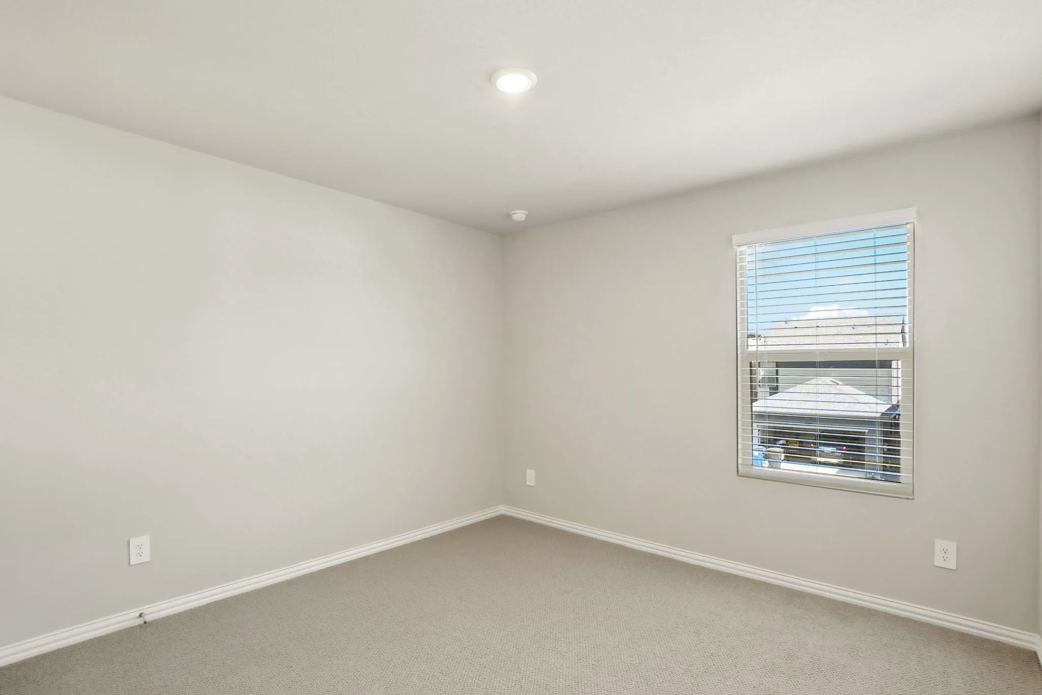 Photo is not of the actual home, but is an inspirational photo of builder’s model home and may depict options, furnishings, and/or decorator features that are not included.