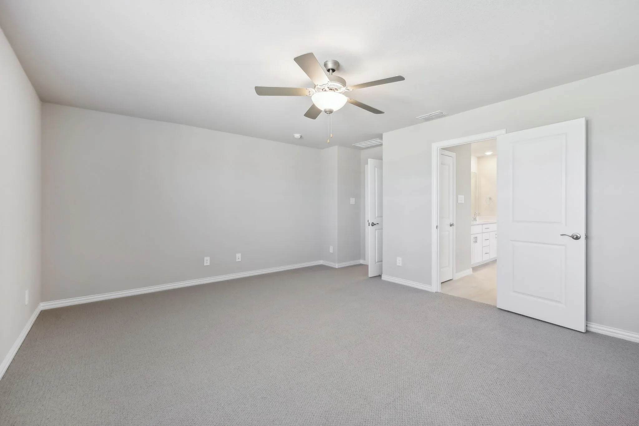 Photo is not of the actual home, but is an inspirational photo of builder’s model home and may depict options, furnishings, and/or decorator features that are not included.