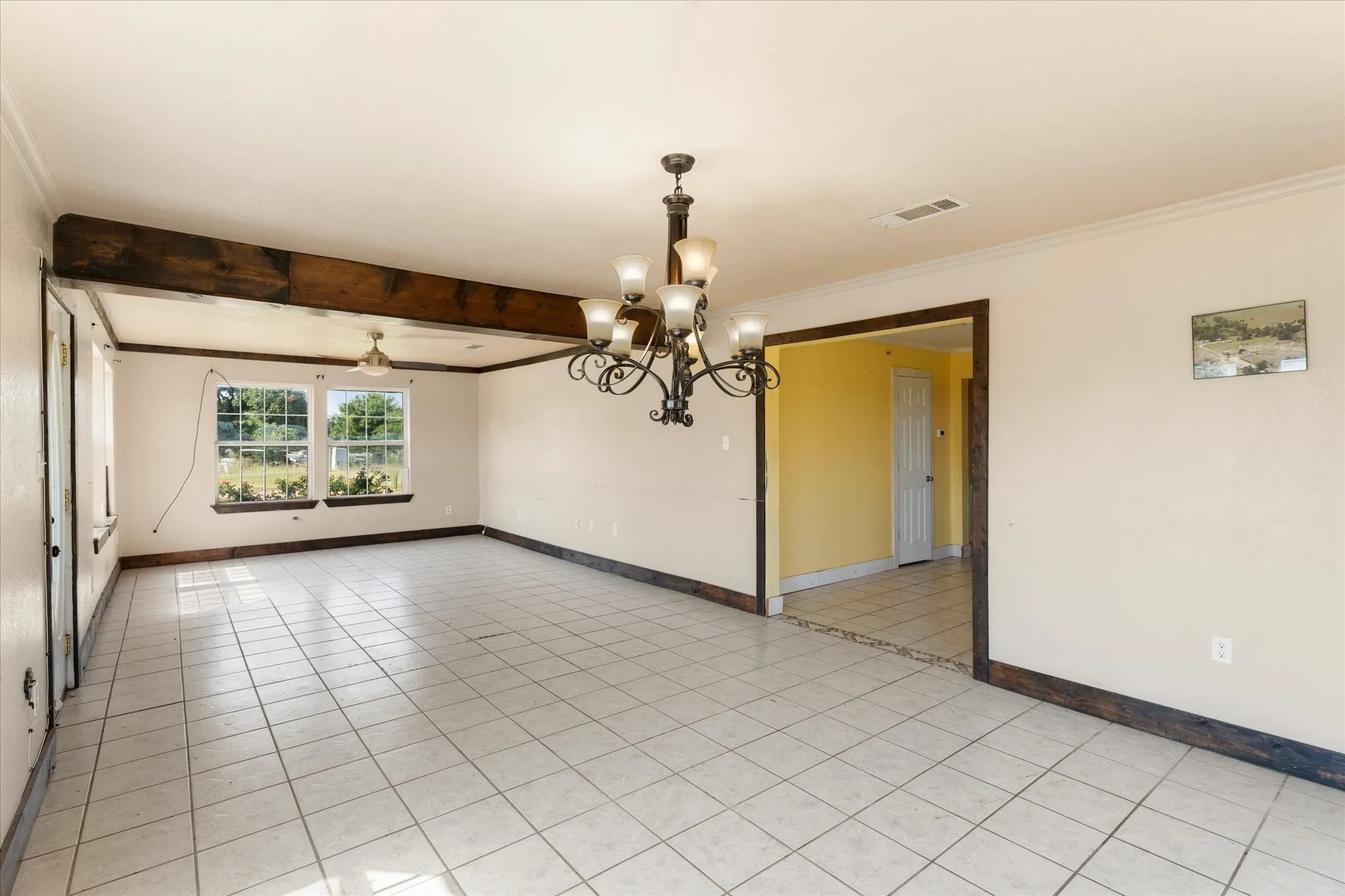 Single Family Residence For Sale in Henderson County , 11465 County Road 3904, Athens, Texas 75752, 5 Bedroom, 2 Bathroom, 2 Garage spaces, 2,717 Sqft, built in 2005, mls#21326626, Real Estate Agent in Athens, Homes For Sale in Henderson county, Homes For Sale in Athens, Realtor in Athens Texas, Real Estate Brokerage Independent Realty Texas, Luminita Cordes Realtor