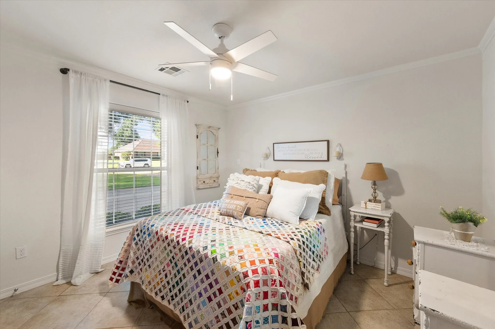 Office, currently used as extra bedroom