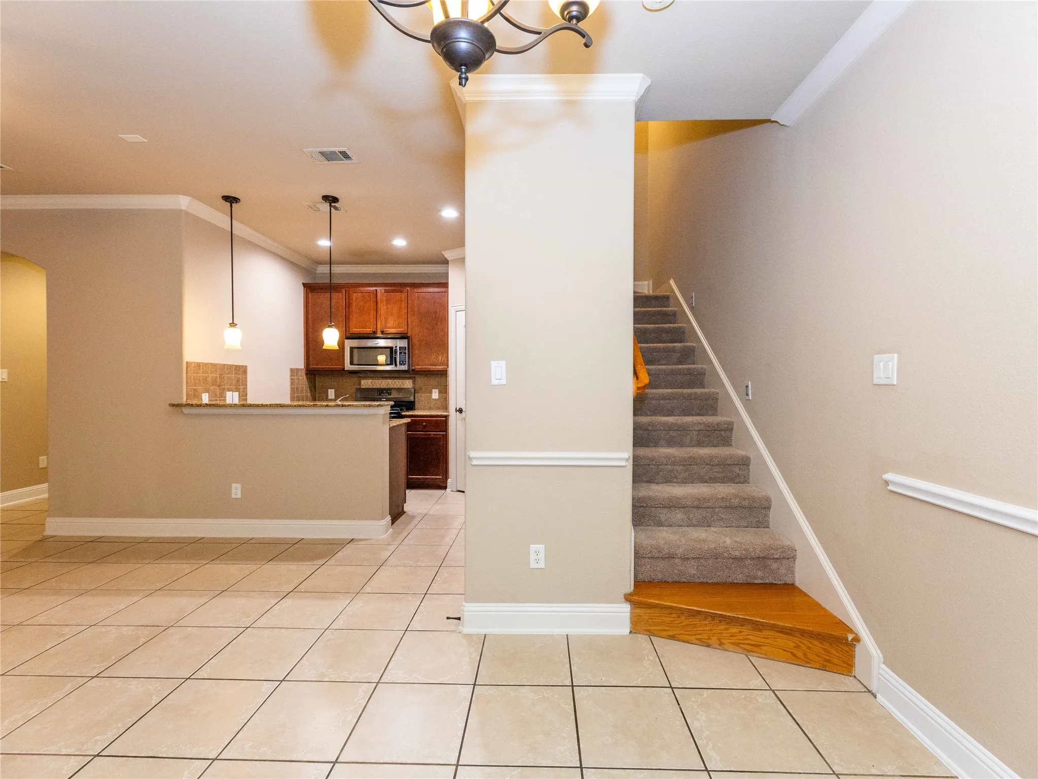 Condominium For Sale in Dallas County , 13336 Patito Place 3, Dallas, Texas 75240, 3 Bedroom, 3 Bathroom, 2 Garage spaces, 1,409 Sqft, built in 2006, mls#21323142, Real Estate Agent in Dallas, Homes For Sale in Dallas county, Homes For Sale in Dallas, Realtor in Dallas Texas, Real Estate Brokerage Independent Realty Texas, Luminita Cordes Realtor