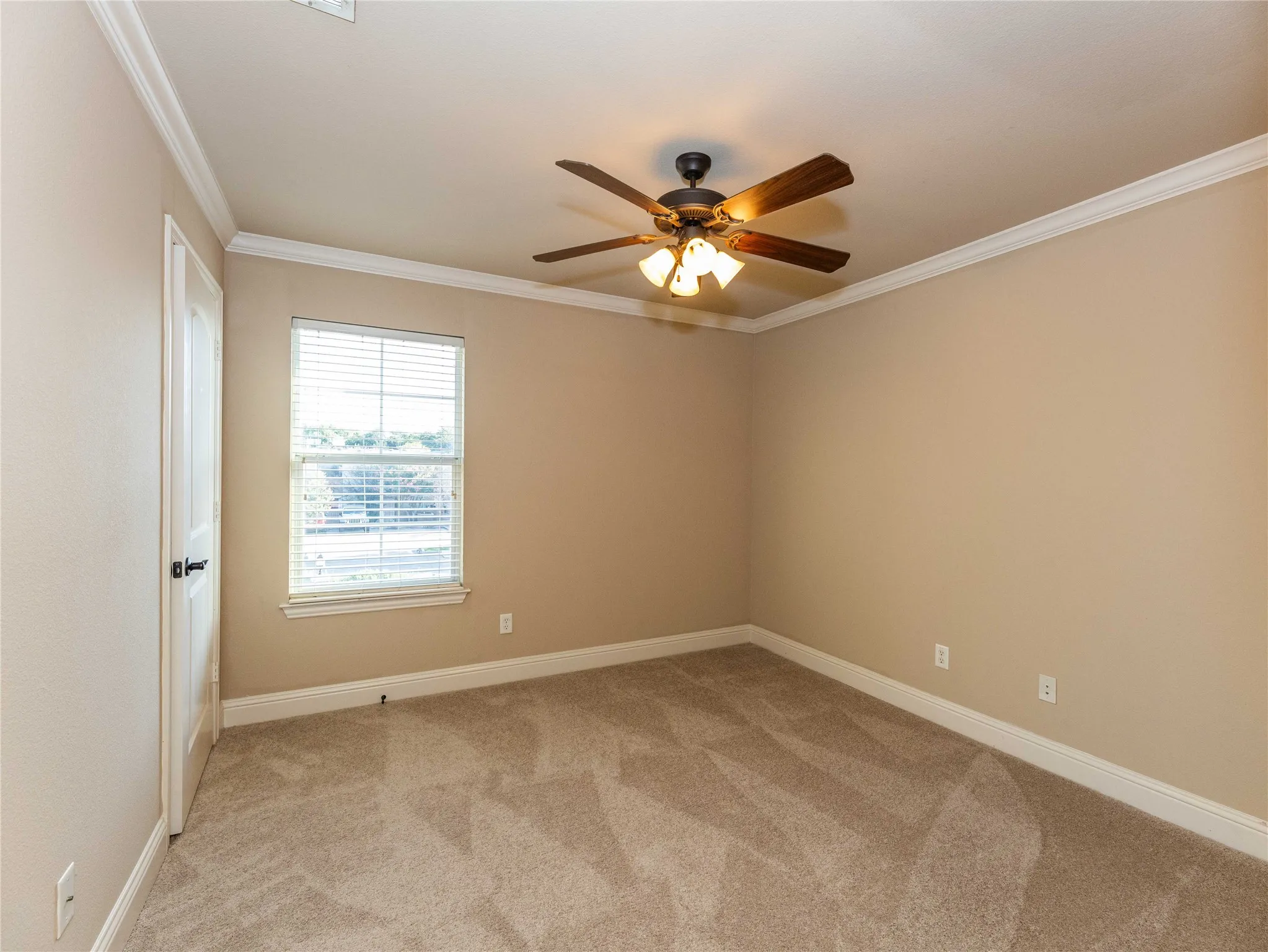 Condominium For Sale in Dallas County , 13336 Patito Place 3, Dallas, Texas 75240, 3 Bedroom, 3 Bathroom, 2 Garage spaces, 1,409 Sqft, built in 2006, mls#21323142, Real Estate Agent in Dallas, Homes For Sale in Dallas county, Homes For Sale in Dallas, Realtor in Dallas Texas, Real Estate Brokerage Independent Realty Texas, Luminita Cordes Realtor