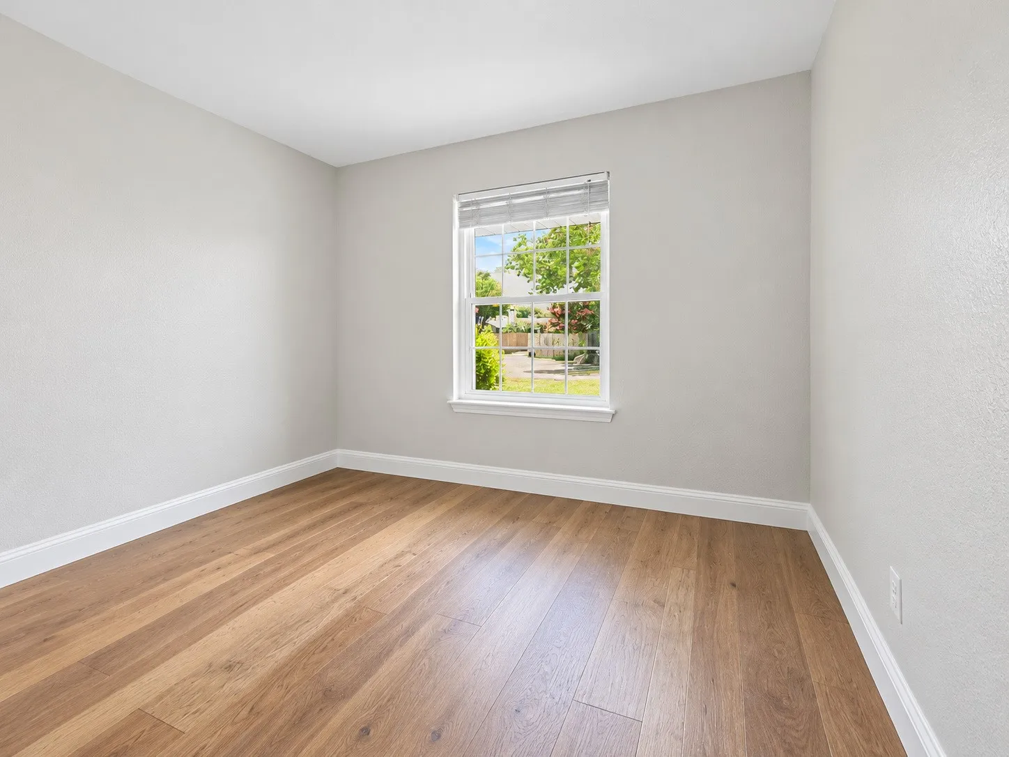 Single Family Residence For Sale in Denton County , 18932 Platte River Way, Dallas, Texas 75287, 3 Bedroom, 2 Bathroom, 2 Garage spaces, 1,380 Sqft, built in 1983, mls#21324536, Real Estate Agent in Dallas, Homes For Sale in Denton county, Homes For Sale in Dallas, Realtor in Dallas Texas, Real Estate Brokerage Independent Realty Texas, Luminita Cordes Realtor