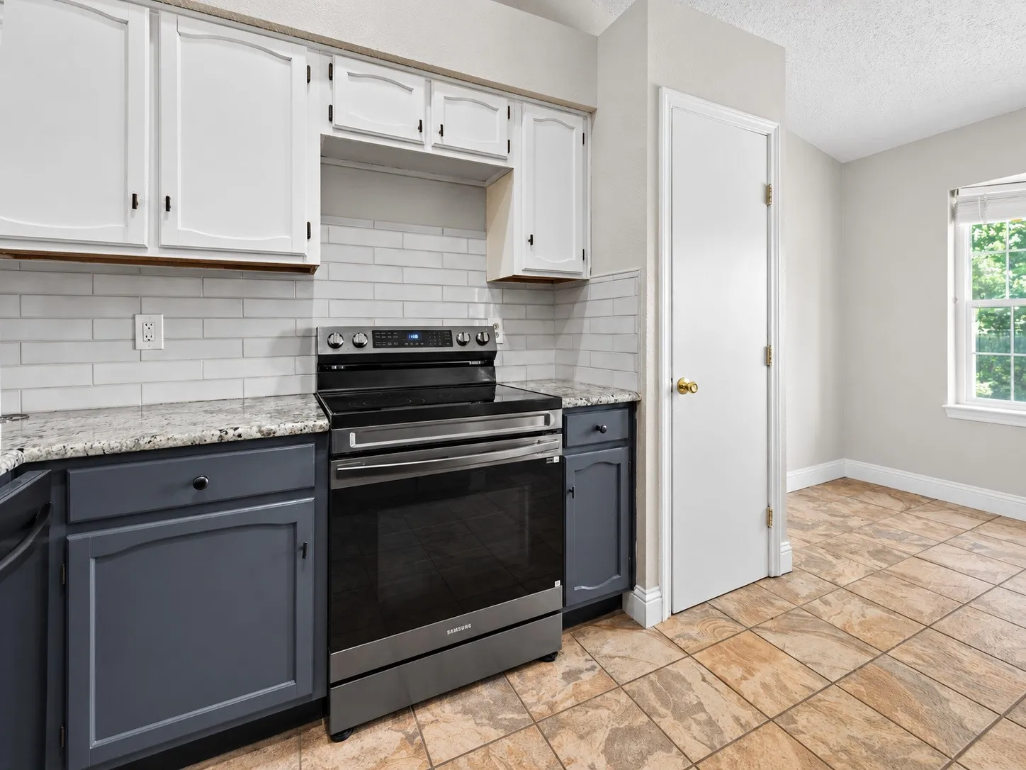 Single Family Residence For Sale in Denton County , 18932 Platte River Way, Dallas, Texas 75287, 3 Bedroom, 2 Bathroom, 2 Garage spaces, 1,380 Sqft, built in 1983, mls#21324536, Real Estate Agent in Dallas, Homes For Sale in Denton county, Homes For Sale in Dallas, Realtor in Dallas Texas, Real Estate Brokerage Independent Realty Texas, Luminita Cordes Realtor