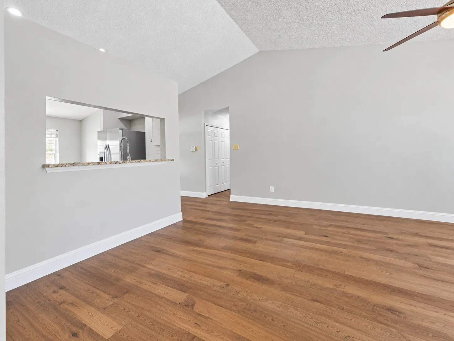 Single Family Residence For Sale in Denton County , 18932 Platte River Way, Dallas, Texas 75287, 3 Bedroom, 2 Bathroom, 2 Garage spaces, 1,380 Sqft, built in 1983, mls#21324536, Real Estate Agent in Dallas, Homes For Sale in Denton county, Homes For Sale in Dallas, Realtor in Dallas Texas, Real Estate Brokerage Independent Realty Texas, Luminita Cordes Realtor