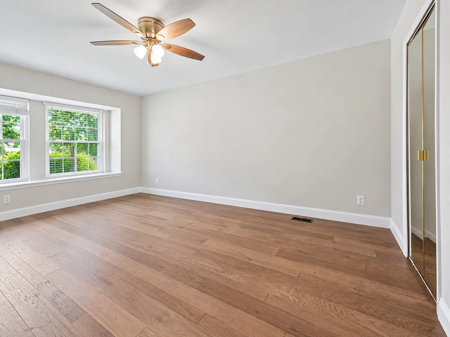Single Family Residence For Sale in Denton County , 18932 Platte River Way, Dallas, Texas 75287, 3 Bedroom, 2 Bathroom, 2 Garage spaces, 1,380 Sqft, built in 1983, mls#21324536, Real Estate Agent in Dallas, Homes For Sale in Denton county, Homes For Sale in Dallas, Realtor in Dallas Texas, Real Estate Brokerage Independent Realty Texas, Luminita Cordes Realtor