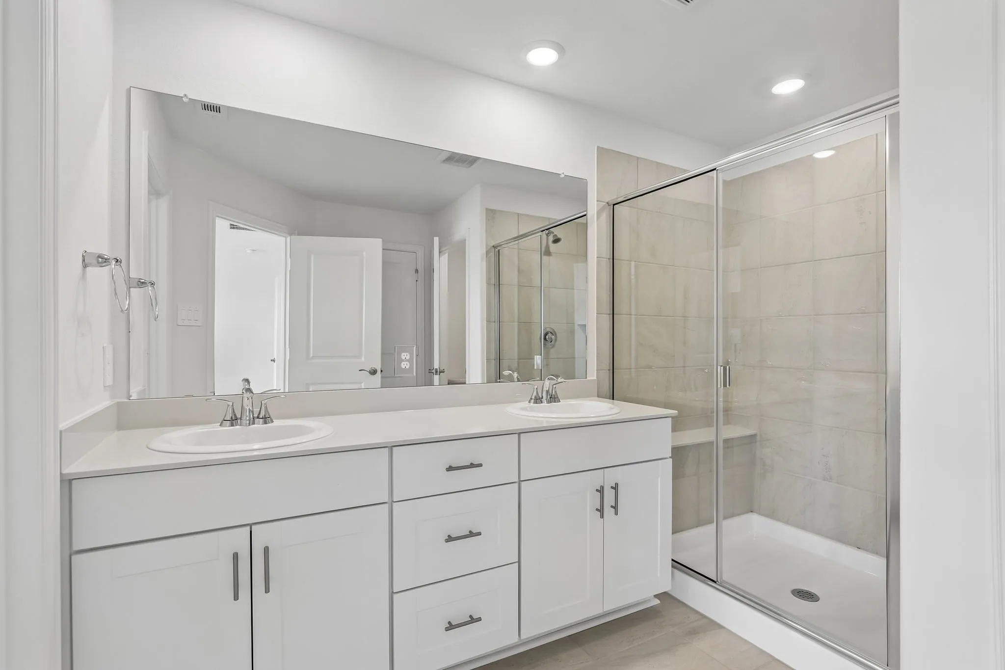 Photo is not of the actual home, but is an inspirational photo of builder’s model home and may depict options, furnishings, and/or decorator features that are not​​‌​​​​‌​​‌‌​‌‌​​​‌‌​‌​‌​‌​​​‌​​ included.