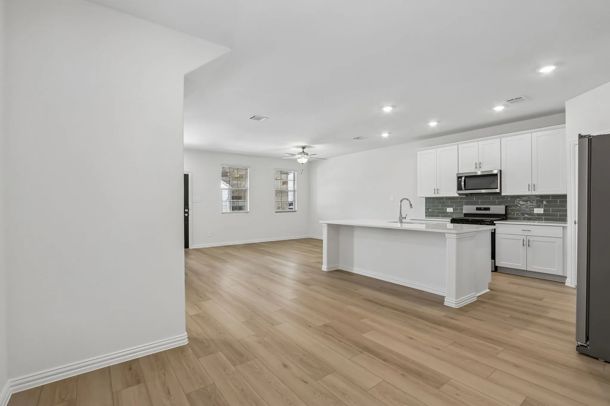 Photo is not of the actual home, but is an inspirational photo of builder’s model home and may depict options, furnishings, and/or decorator features that are not included.