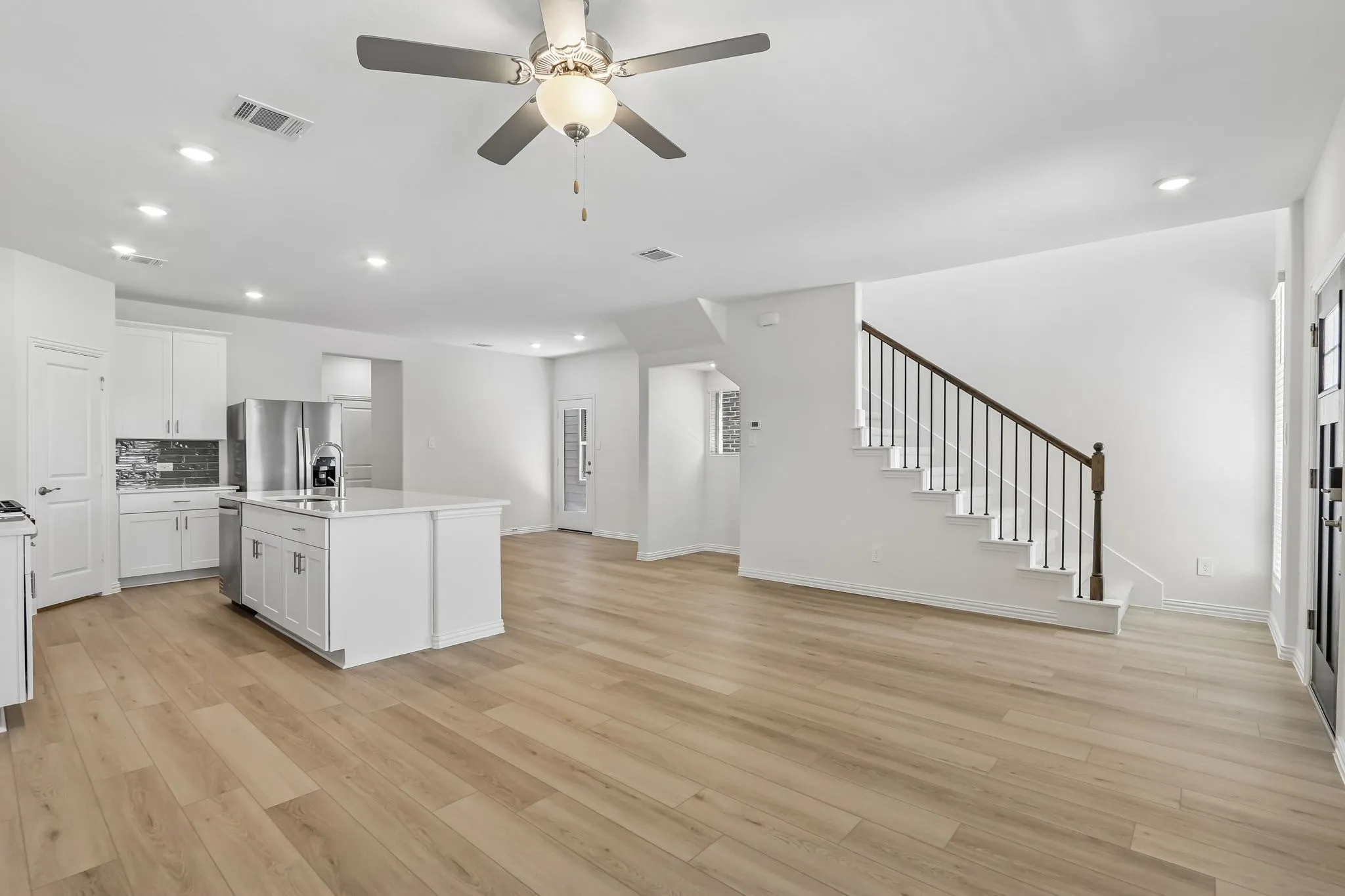 Photo is not of the actual home, but is an inspirational photo of builder’s model home and may depict options, furnishings, and/or decorator features that are not included.