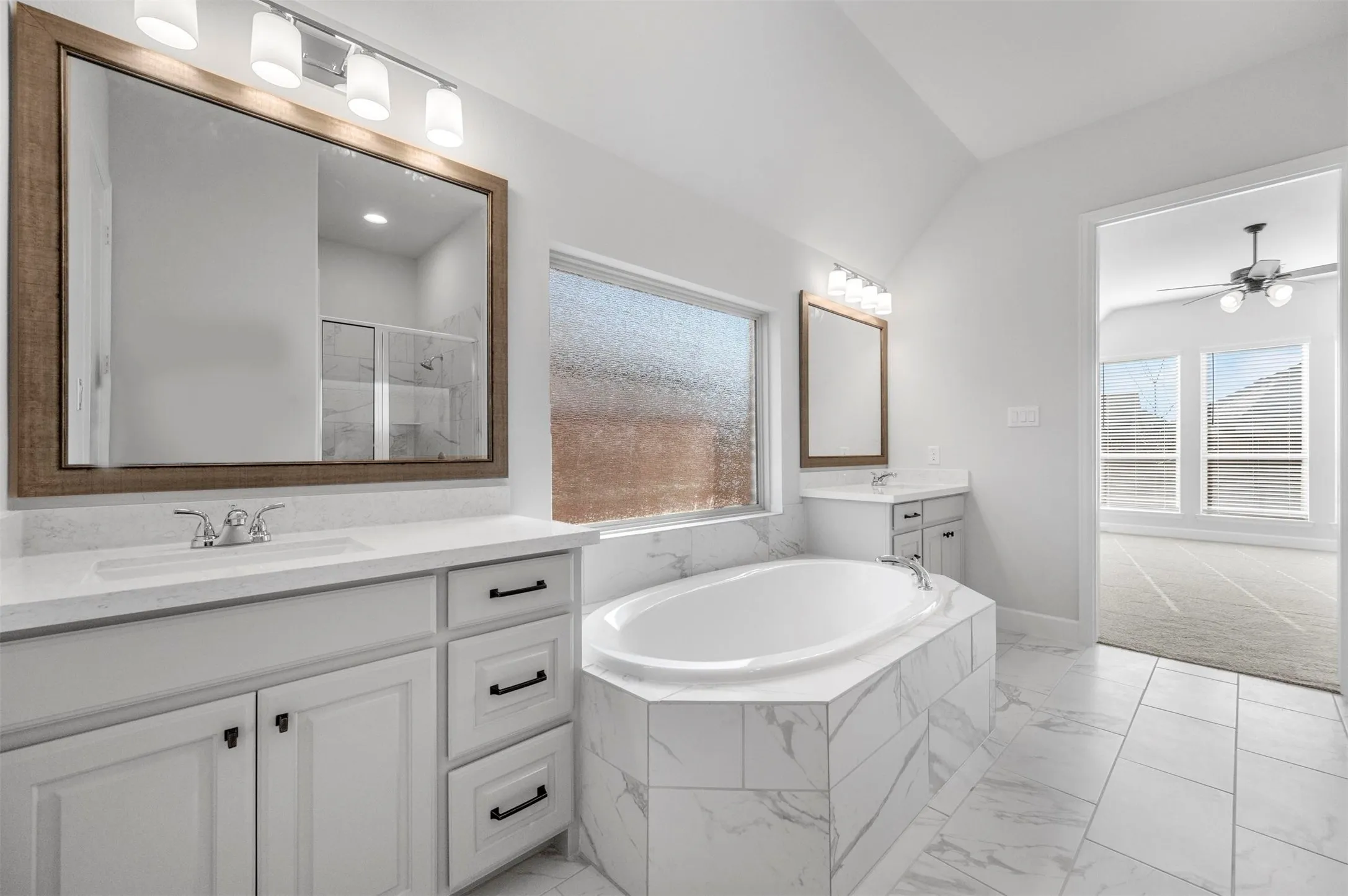 Single Family Residence For Rent in Johnson County , 1822 Buckeye Lane, Mansfield, Texas 76063, 4 Bedroom, 3 Bathroom, 2 Garage spaces, 2,138 Sqft, built in 2024, mls#21326593, Real Estate Agent in Mansfield, Homes For Rent in Johnson county, Homes For Rent in Mansfield, Realtor in Mansfield Texas, Real Estate Brokerage Independent Realty Texas, Luminita Cordes Realtor