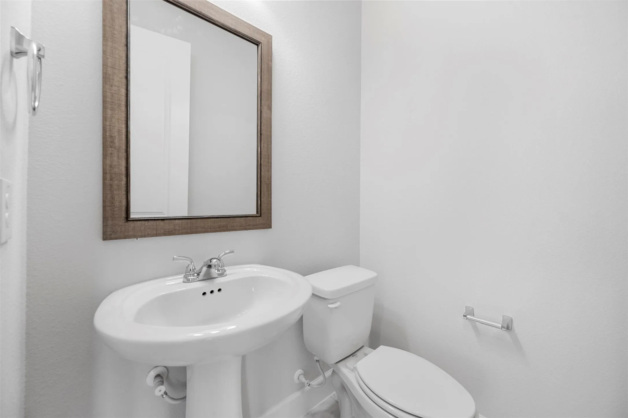 Single Family Residence For Rent in Johnson County , 1822 Buckeye Lane, Mansfield, Texas 76063, 4 Bedroom, 3 Bathroom, 2 Garage spaces, 2,138 Sqft, built in 2024, mls#21326593, Real Estate Agent in Mansfield, Homes For Rent in Johnson county, Homes For Rent in Mansfield, Realtor in Mansfield Texas, Real Estate Brokerage Independent Realty Texas, Luminita Cordes Realtor