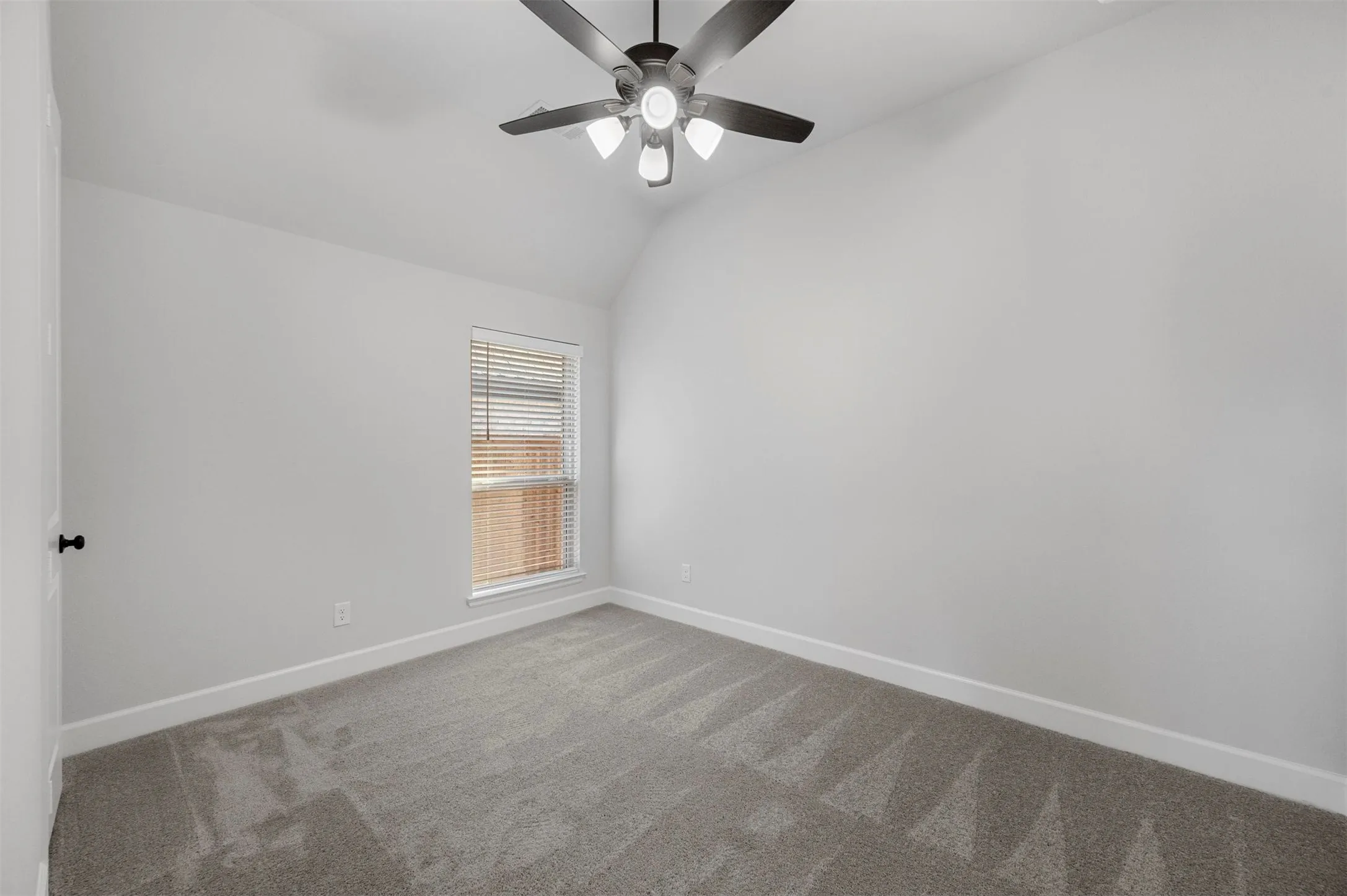 Single Family Residence For Rent in Johnson County , 1822 Buckeye Lane, Mansfield, Texas 76063, 4 Bedroom, 3 Bathroom, 2 Garage spaces, 2,138 Sqft, built in 2024, mls#21326593, Real Estate Agent in Mansfield, Homes For Rent in Johnson county, Homes For Rent in Mansfield, Realtor in Mansfield Texas, Real Estate Brokerage Independent Realty Texas, Luminita Cordes Realtor