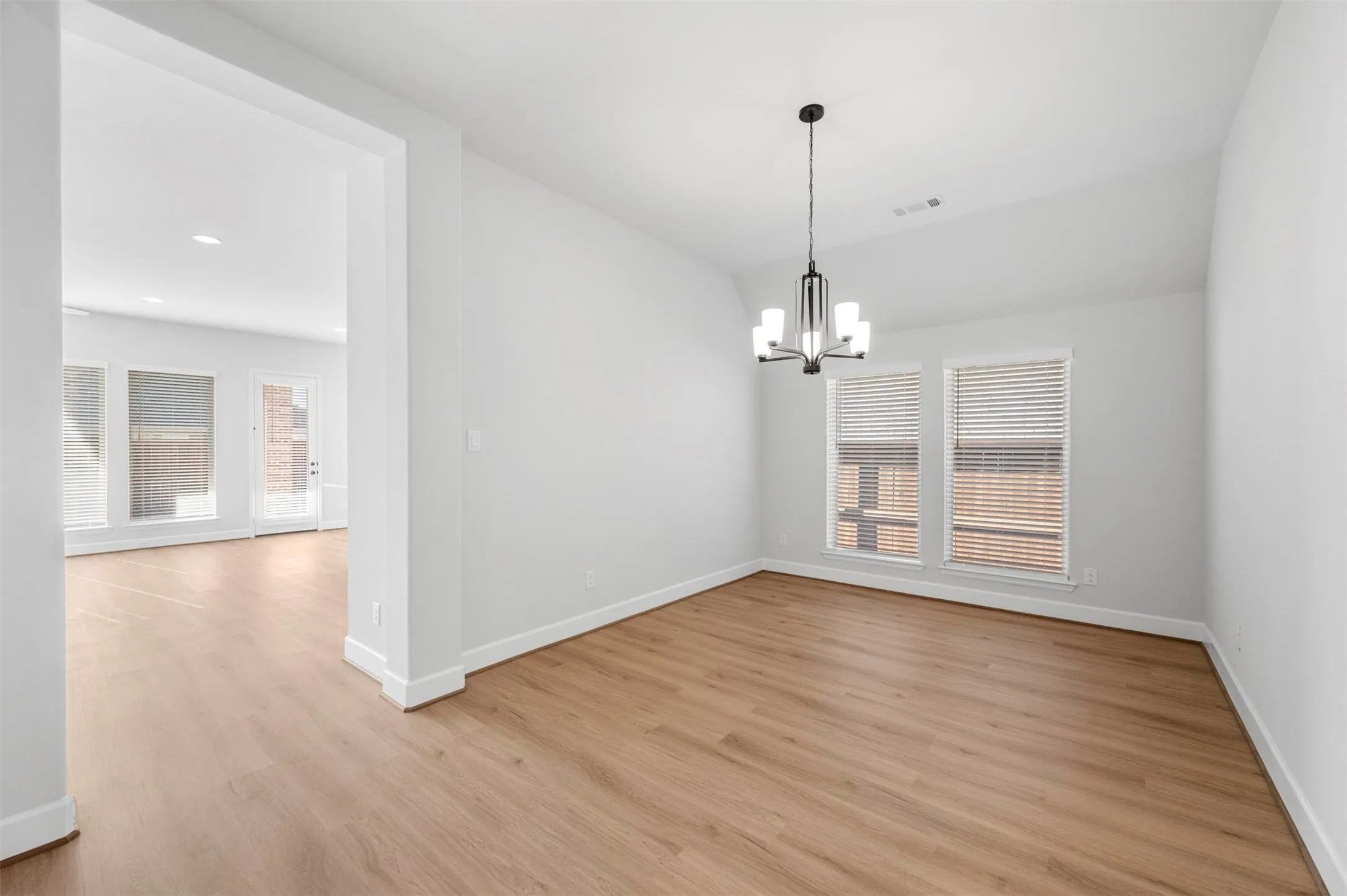 Single Family Residence For Rent in Johnson County , 1822 Buckeye Lane, Mansfield, Texas 76063, 4 Bedroom, 3 Bathroom, 2 Garage spaces, 2,138 Sqft, built in 2024, mls#21326593, Real Estate Agent in Mansfield, Homes For Rent in Johnson county, Homes For Rent in Mansfield, Realtor in Mansfield Texas, Real Estate Brokerage Independent Realty Texas, Luminita Cordes Realtor