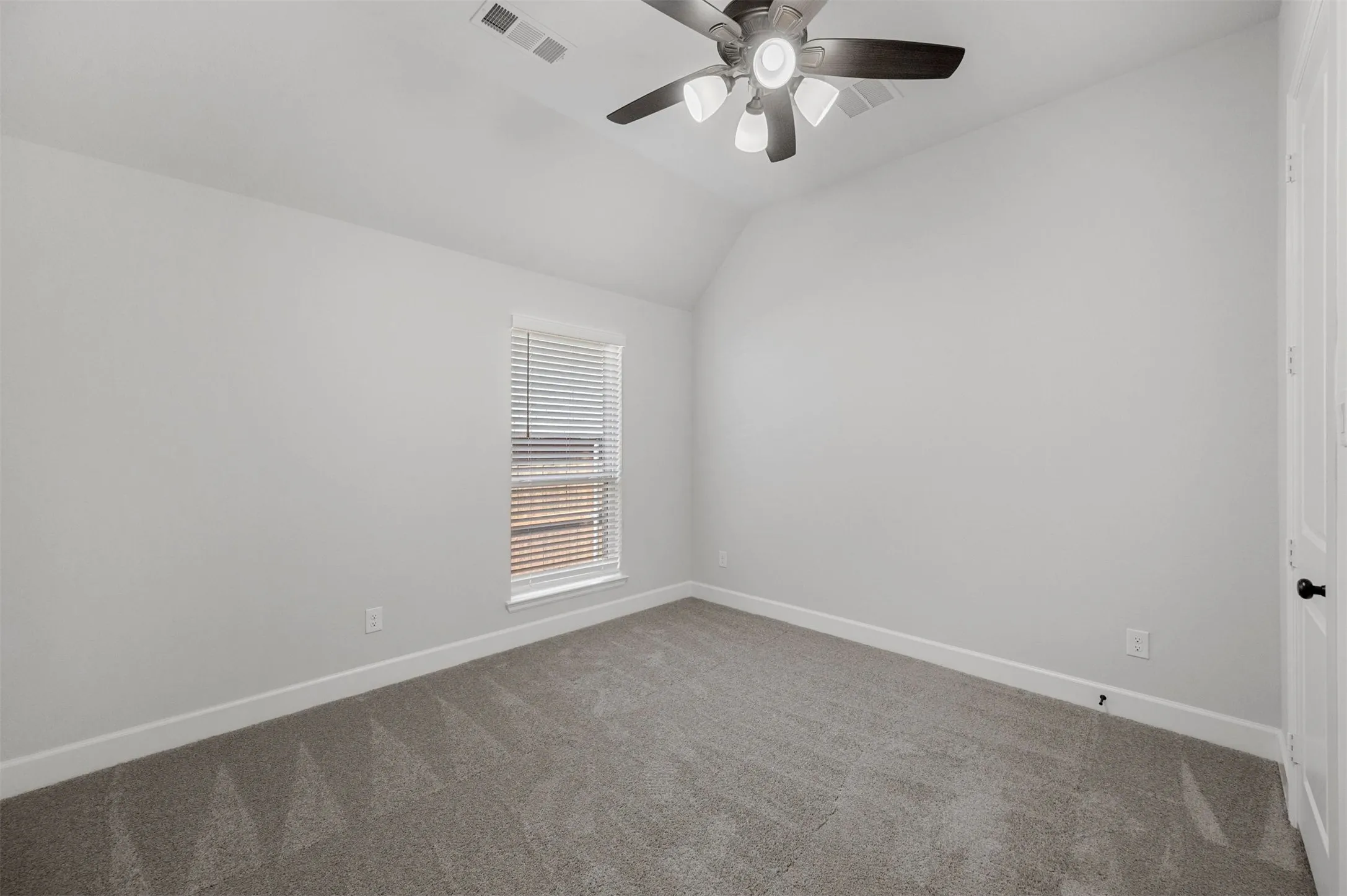 Single Family Residence For Rent in Johnson County , 1822 Buckeye Lane, Mansfield, Texas 76063, 4 Bedroom, 3 Bathroom, 2 Garage spaces, 2,138 Sqft, built in 2024, mls#21326593, Real Estate Agent in Mansfield, Homes For Rent in Johnson county, Homes For Rent in Mansfield, Realtor in Mansfield Texas, Real Estate Brokerage Independent Realty Texas, Luminita Cordes Realtor