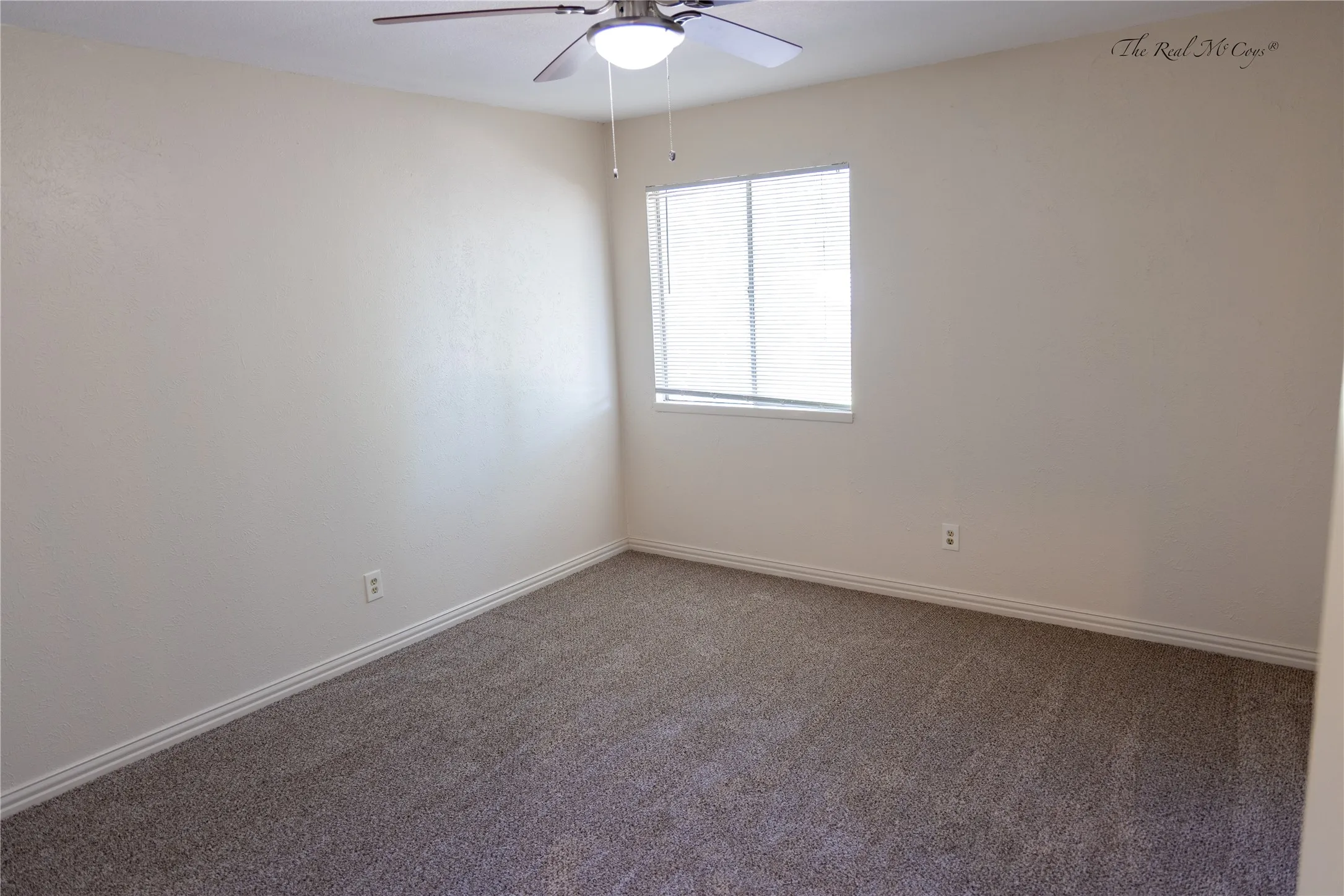 Single Family Residence For Rent in Collin County , 3101 Raintree Drive, Plano, Texas 75074, 3 Bedroom, 3 Bathroom, 2 Garage spaces, 2,197 Sqft, built in 1976, mls#21322266, Real Estate Agent in Plano, Homes For Rent in Collin county, Homes For Rent in Plano, Realtor in Plano Texas, Real Estate Brokerage Independent Realty Texas, Luminita Cordes Realtor