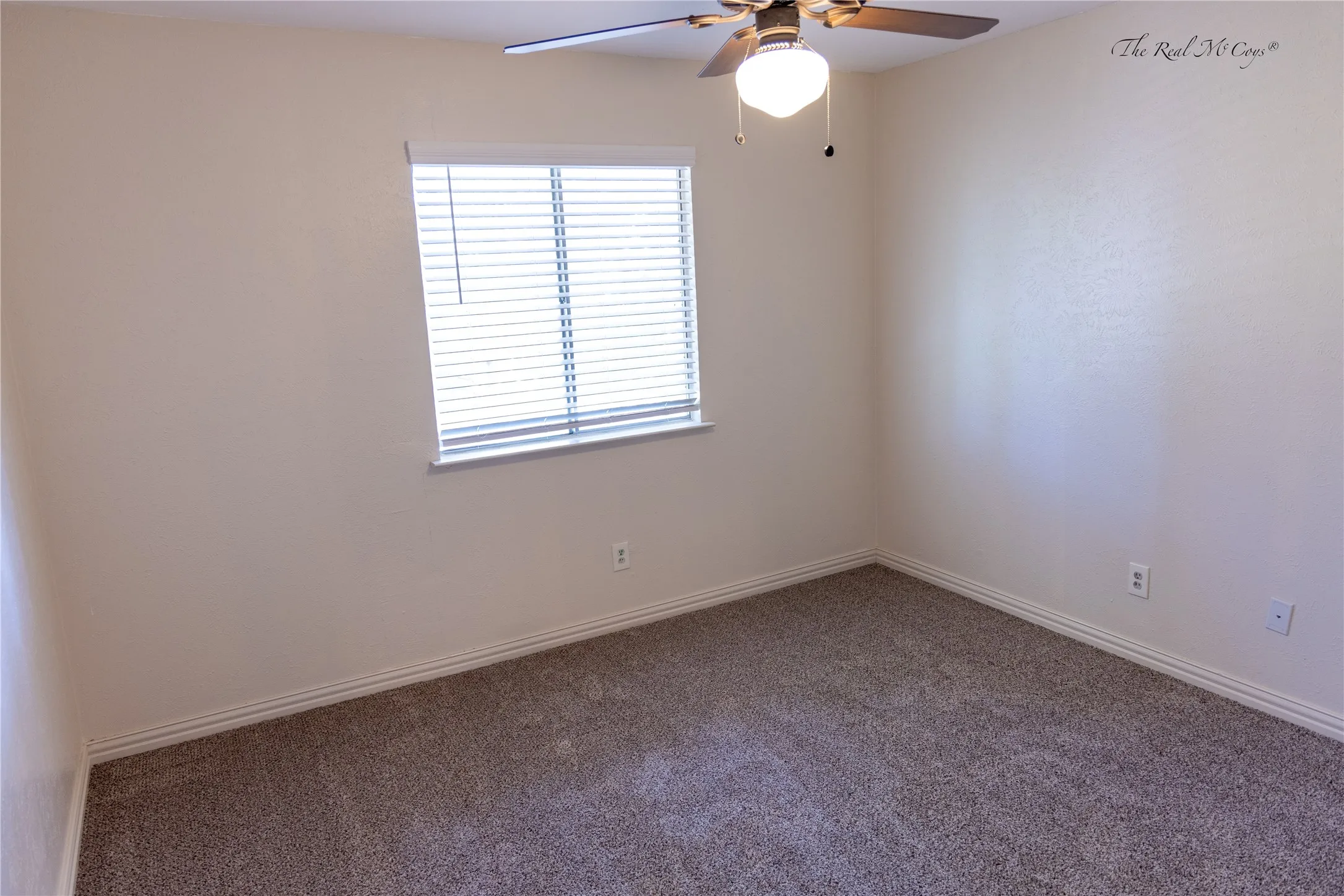 Single Family Residence For Rent in Collin County , 3101 Raintree Drive, Plano, Texas 75074, 3 Bedroom, 3 Bathroom, 2 Garage spaces, 2,197 Sqft, built in 1976, mls#21322266, Real Estate Agent in Plano, Homes For Rent in Collin county, Homes For Rent in Plano, Realtor in Plano Texas, Real Estate Brokerage Independent Realty Texas, Luminita Cordes Realtor