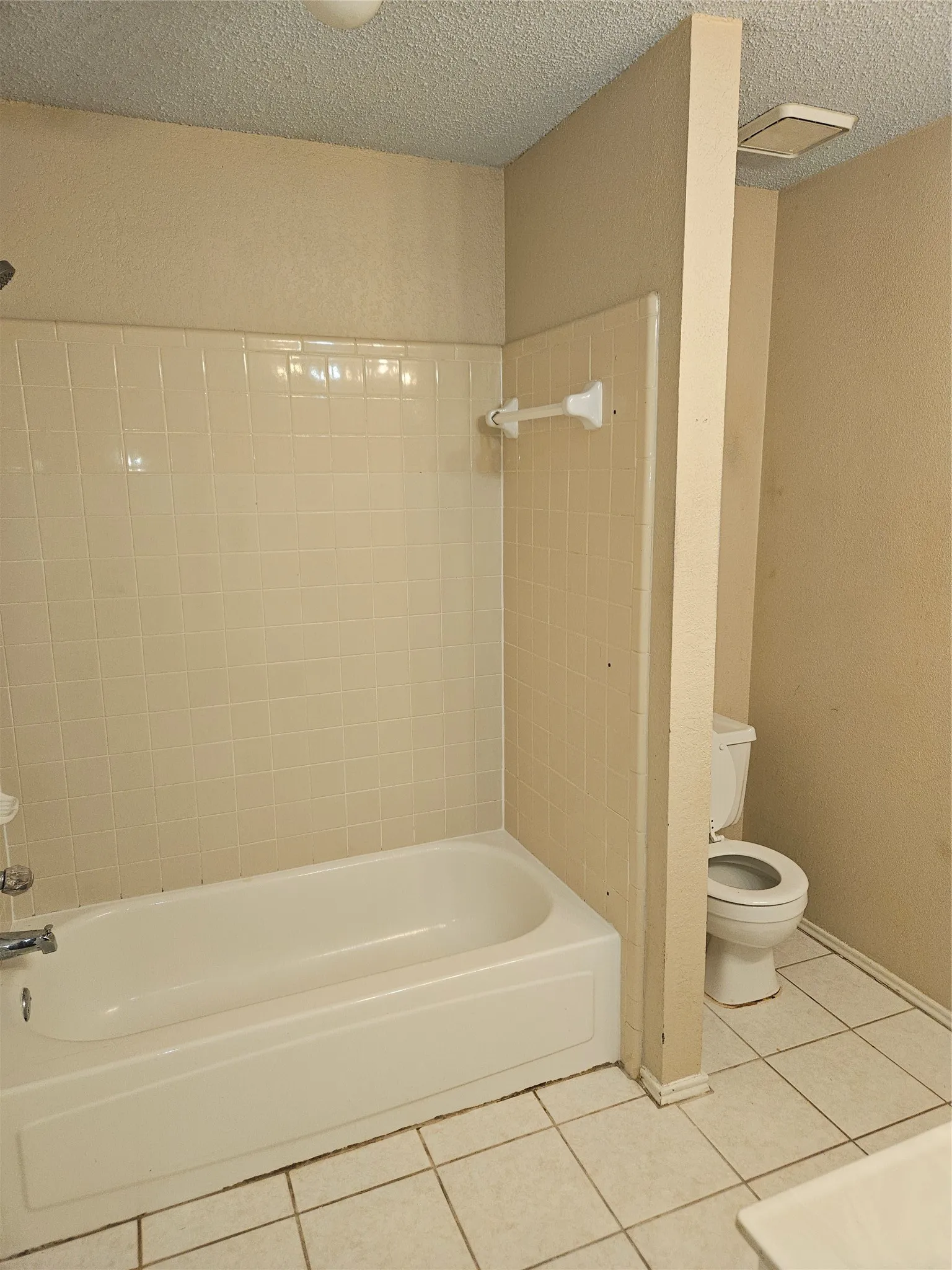 Single Family Residence For Sale in Dallas County , 245 Willingham Drive, Coppell, Texas 75019, 3 Bedroom, 2 Bathroom, 1 Garage spaces, 1,190 Sqft, built in 1985, mls#21324441, Real Estate Agent in Coppell, Homes For Sale in Dallas county, Homes For Sale in Coppell, Realtor in Coppell Texas, Real Estate Brokerage Independent Realty Texas, Luminita Cordes Realtor