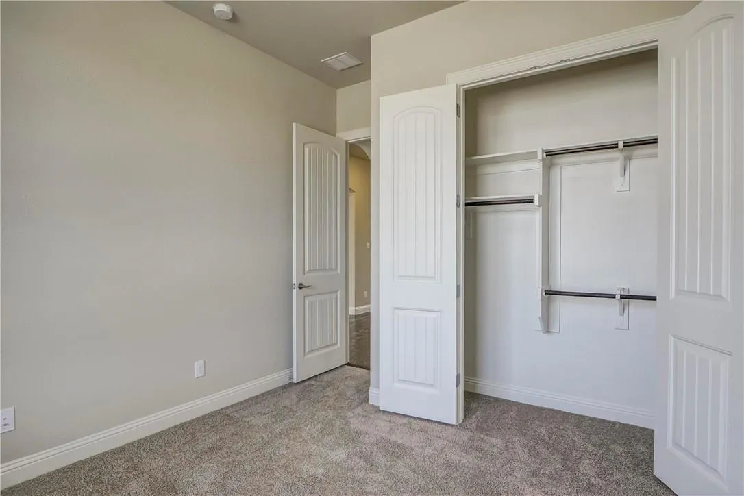 Single Family Residence For Rent in Collin County , 7592 Plowman Lane, Frisco, Texas 75035, 6 Bedroom, 4 Bathroom, 2 Garage spaces, 4,021 Sqft, built in 2015, mls#21325041, Real Estate Agent in Frisco, Homes For Rent in Collin county, Homes For Rent in Frisco, Realtor in Frisco Texas, Real Estate Brokerage Independent Realty Texas, Luminita Cordes Realtor