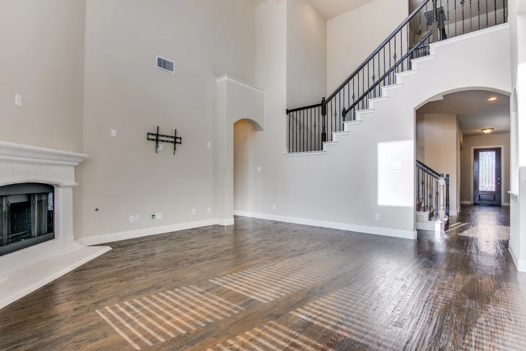 Single Family Residence For Rent in Collin County , 7592 Plowman Lane, Frisco, Texas 75035, 6 Bedroom, 4 Bathroom, 2 Garage spaces, 4,021 Sqft, built in 2015, mls#21325041, Real Estate Agent in Frisco, Homes For Rent in Collin county, Homes For Rent in Frisco, Realtor in Frisco Texas, Real Estate Brokerage Independent Realty Texas, Luminita Cordes Realtor