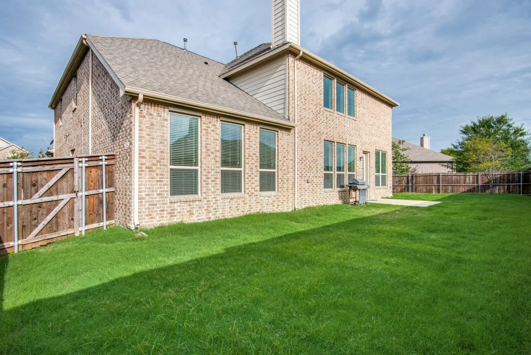Single Family Residence For Rent in Collin County , 7592 Plowman Lane, Frisco, Texas 75035, 6 Bedroom, 4 Bathroom, 2 Garage spaces, 4,021 Sqft, built in 2015, mls#21325041, Real Estate Agent in Frisco, Homes For Rent in Collin county, Homes For Rent in Frisco, Realtor in Frisco Texas, Real Estate Brokerage Independent Realty Texas, Luminita Cordes Realtor