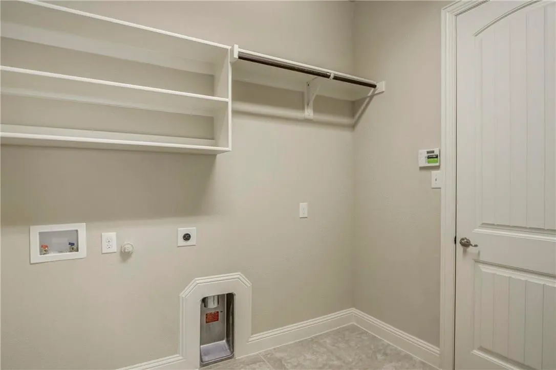 Single Family Residence For Rent in Collin County , 7592 Plowman Lane, Frisco, Texas 75035, 6 Bedroom, 4 Bathroom, 2 Garage spaces, 4,021 Sqft, built in 2015, mls#21325041, Real Estate Agent in Frisco, Homes For Rent in Collin county, Homes For Rent in Frisco, Realtor in Frisco Texas, Real Estate Brokerage Independent Realty Texas, Luminita Cordes Realtor
