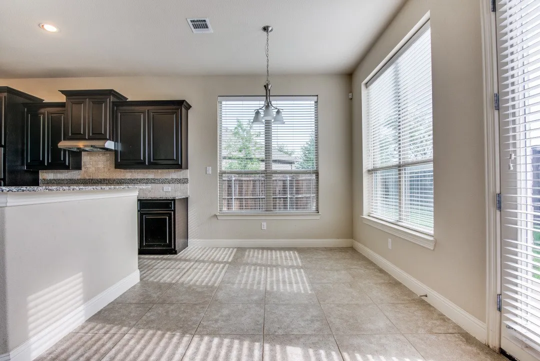 Single Family Residence For Rent in Collin County , 7592 Plowman Lane, Frisco, Texas 75035, 6 Bedroom, 4 Bathroom, 2 Garage spaces, 4,021 Sqft, built in 2015, mls#21325041, Real Estate Agent in Frisco, Homes For Rent in Collin county, Homes For Rent in Frisco, Realtor in Frisco Texas, Real Estate Brokerage Independent Realty Texas, Luminita Cordes Realtor