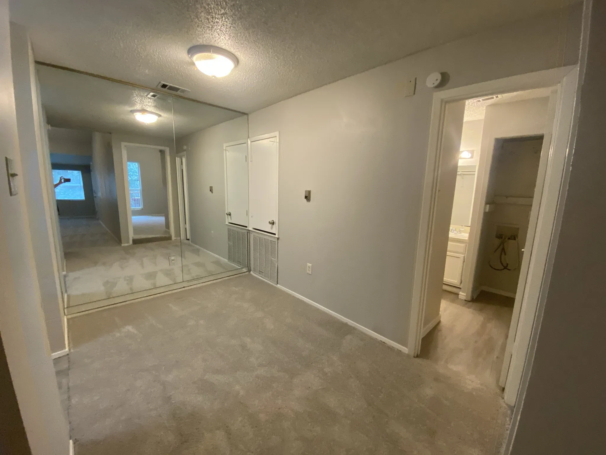 Condominium For Rent in Dallas County , 9696 Walnut Street 1416, Dallas, Texas 75243, 1 Bedroom, 1 Bathroom, Garage spaces, 730 Sqft, built in 1981, Price $799, mls#21323856, Real Estate Agent in Dallas, Homes For Rent in Dallas county, Homes For Rent in Dallas, Realtor in Dallas Texas, Real Estate Brokerage Independent Realty Texas, Luminita Cordes Realtor