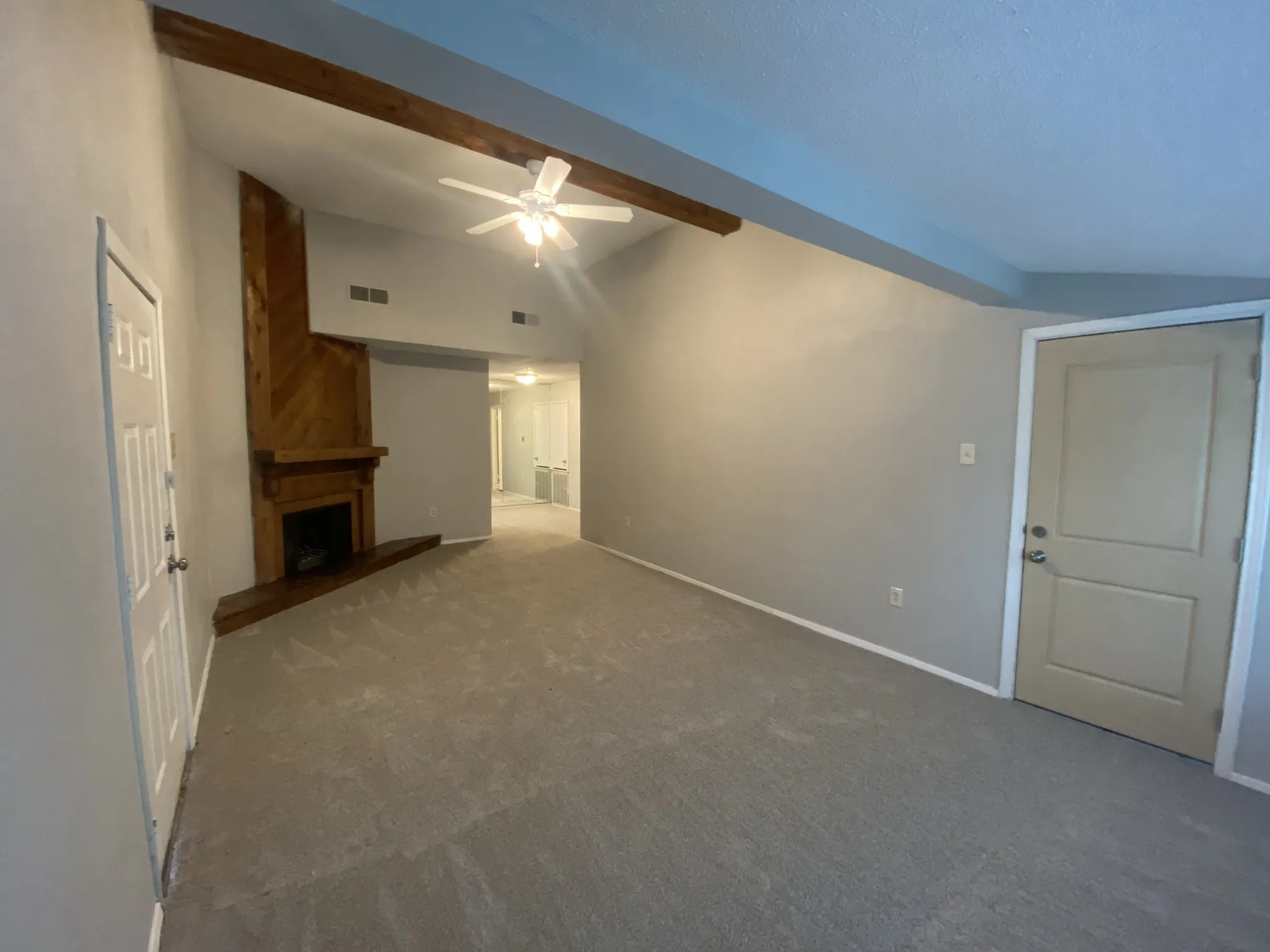 Condominium For Rent in Dallas County , 9696 Walnut Street 1416, Dallas, Texas 75243, 1 Bedroom, 1 Bathroom, Garage spaces, 730 Sqft, built in 1981, Price $799, mls#21323856, Real Estate Agent in Dallas, Homes For Rent in Dallas county, Homes For Rent in Dallas, Realtor in Dallas Texas, Real Estate Brokerage Independent Realty Texas, Luminita Cordes Realtor