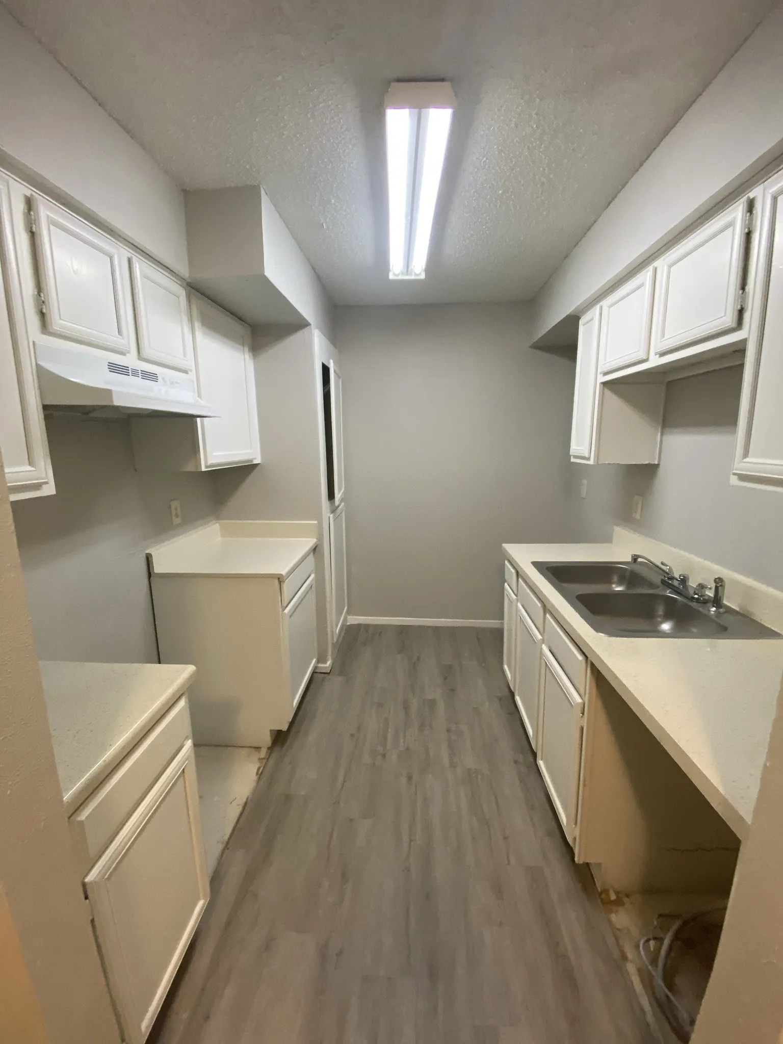Condominium For Rent in Dallas County , 9696 Walnut Street 1416, Dallas, Texas 75243, 1 Bedroom, 1 Bathroom, Garage spaces, 730 Sqft, built in 1981, Price $799, mls#21323856, Real Estate Agent in Dallas, Homes For Rent in Dallas county, Homes For Rent in Dallas, Realtor in Dallas Texas, Real Estate Brokerage Independent Realty Texas, Luminita Cordes Realtor